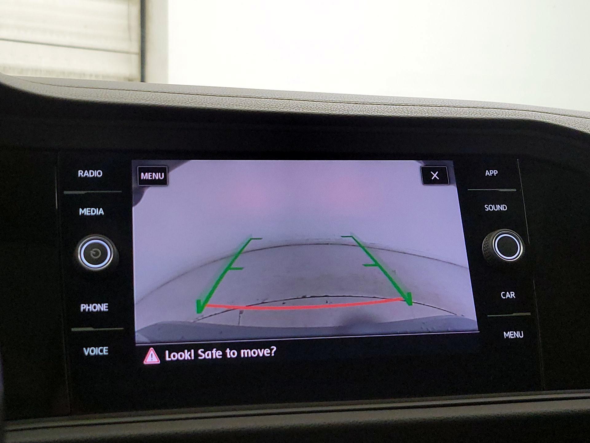 Thumbnail: 2019 Volkswagen Jetta - 14