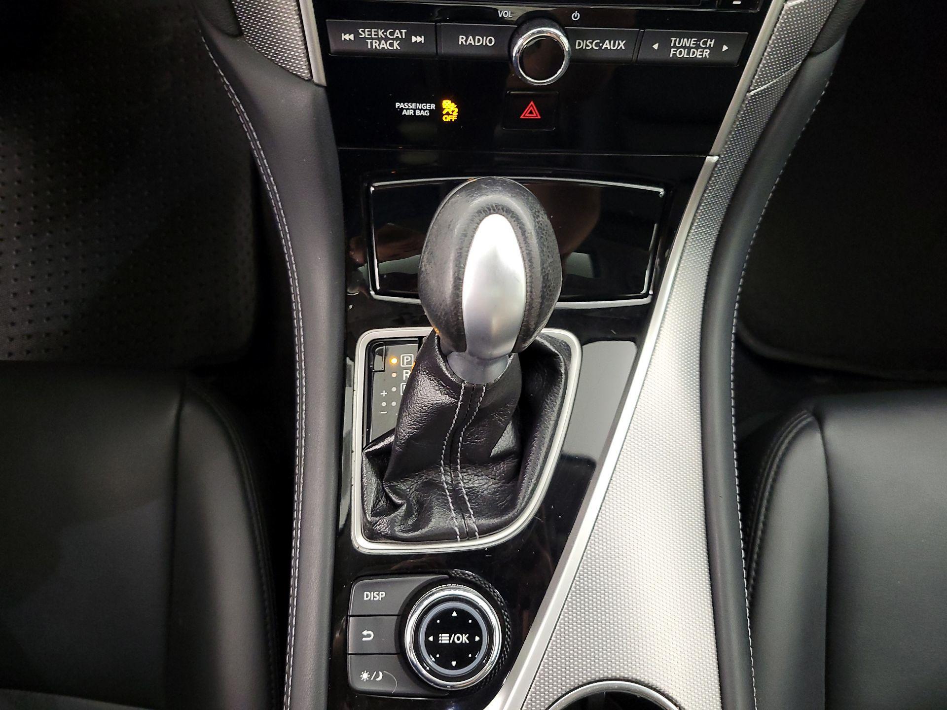 Thumbnail: 2015 INFINITI Q50 - 17