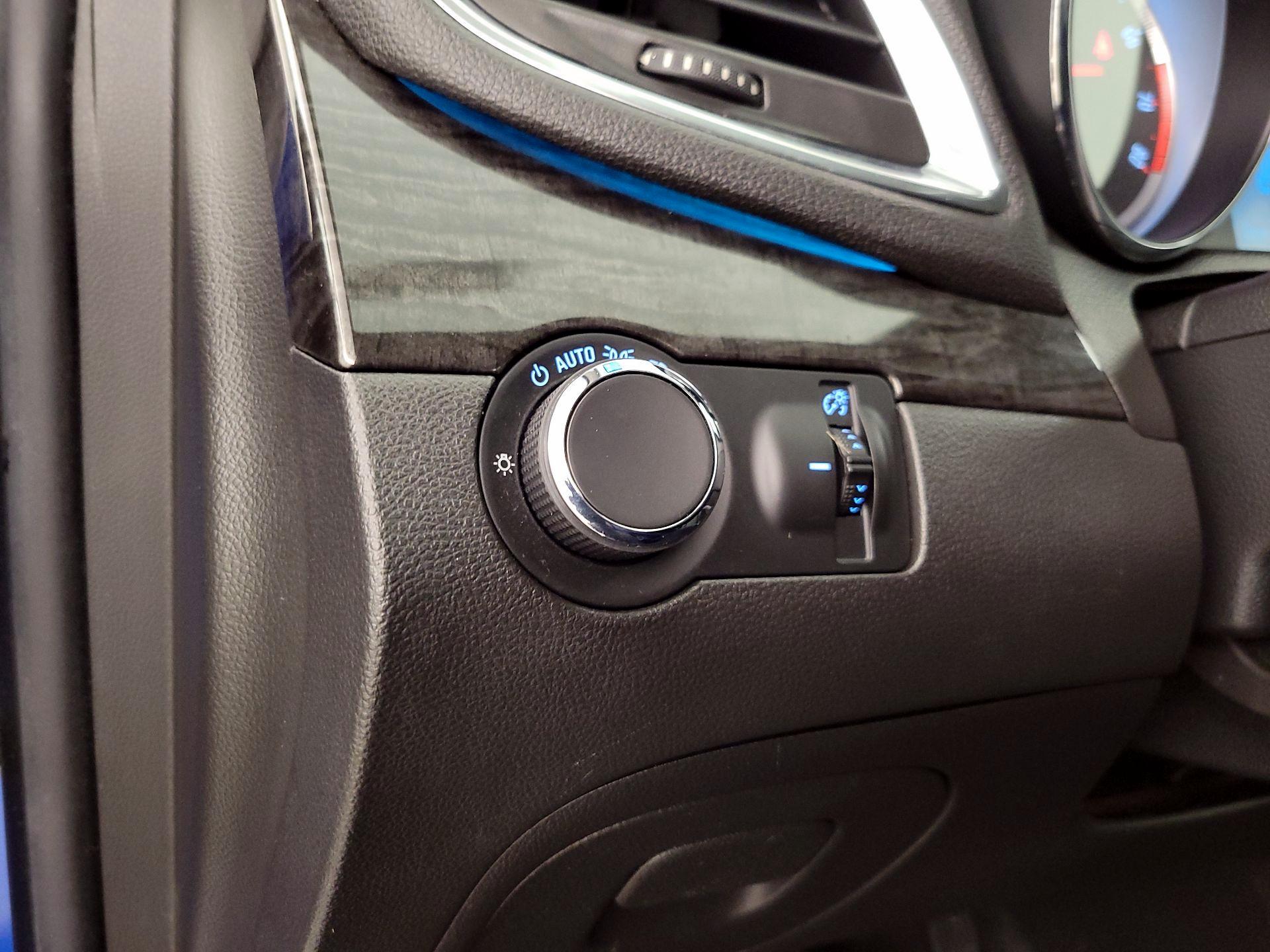 Thumbnail: 2016 Buick Encore - 13