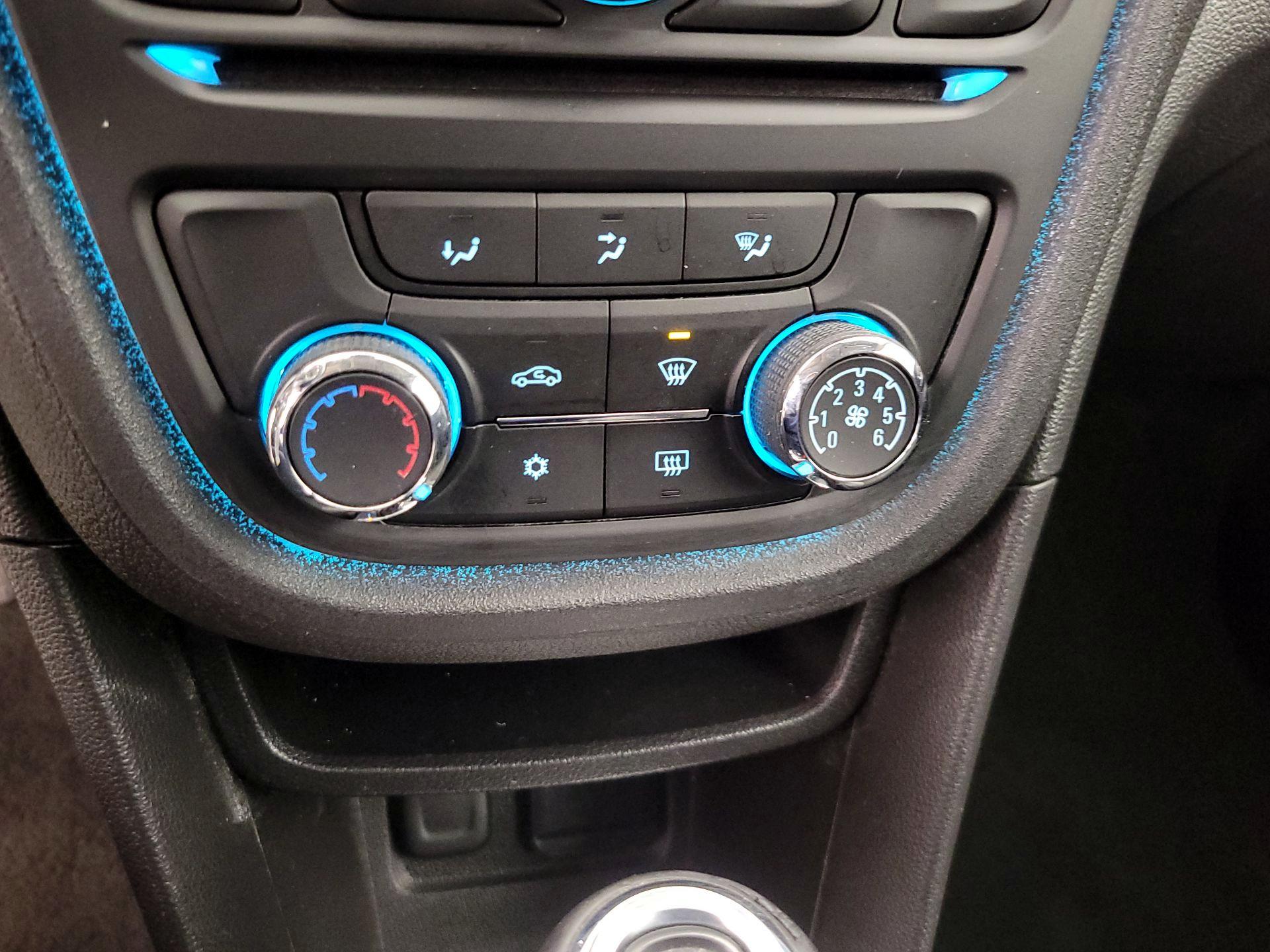 Thumbnail: 2016 Buick Encore - 16