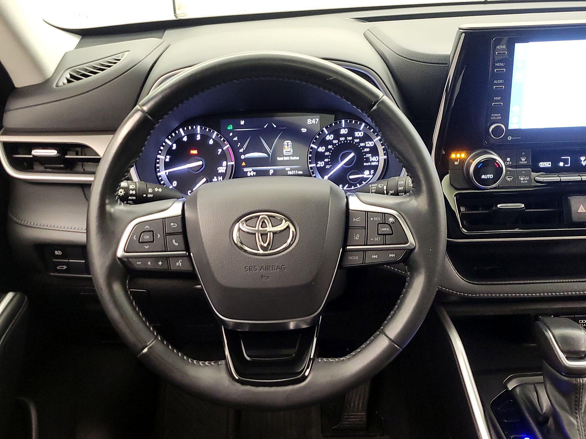 Thumbnail: 2021 Toyota Highlander - 10