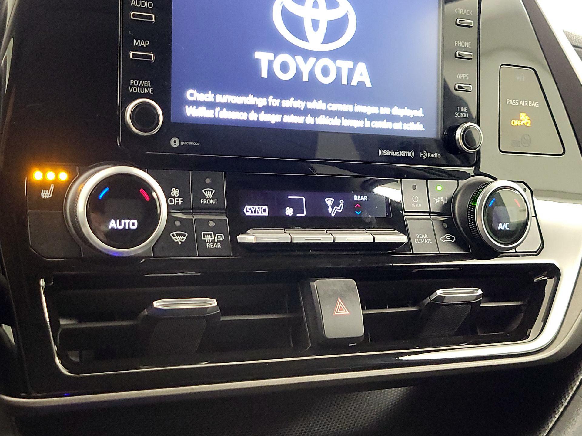 Thumbnail: 2021 Toyota Highlander - 17