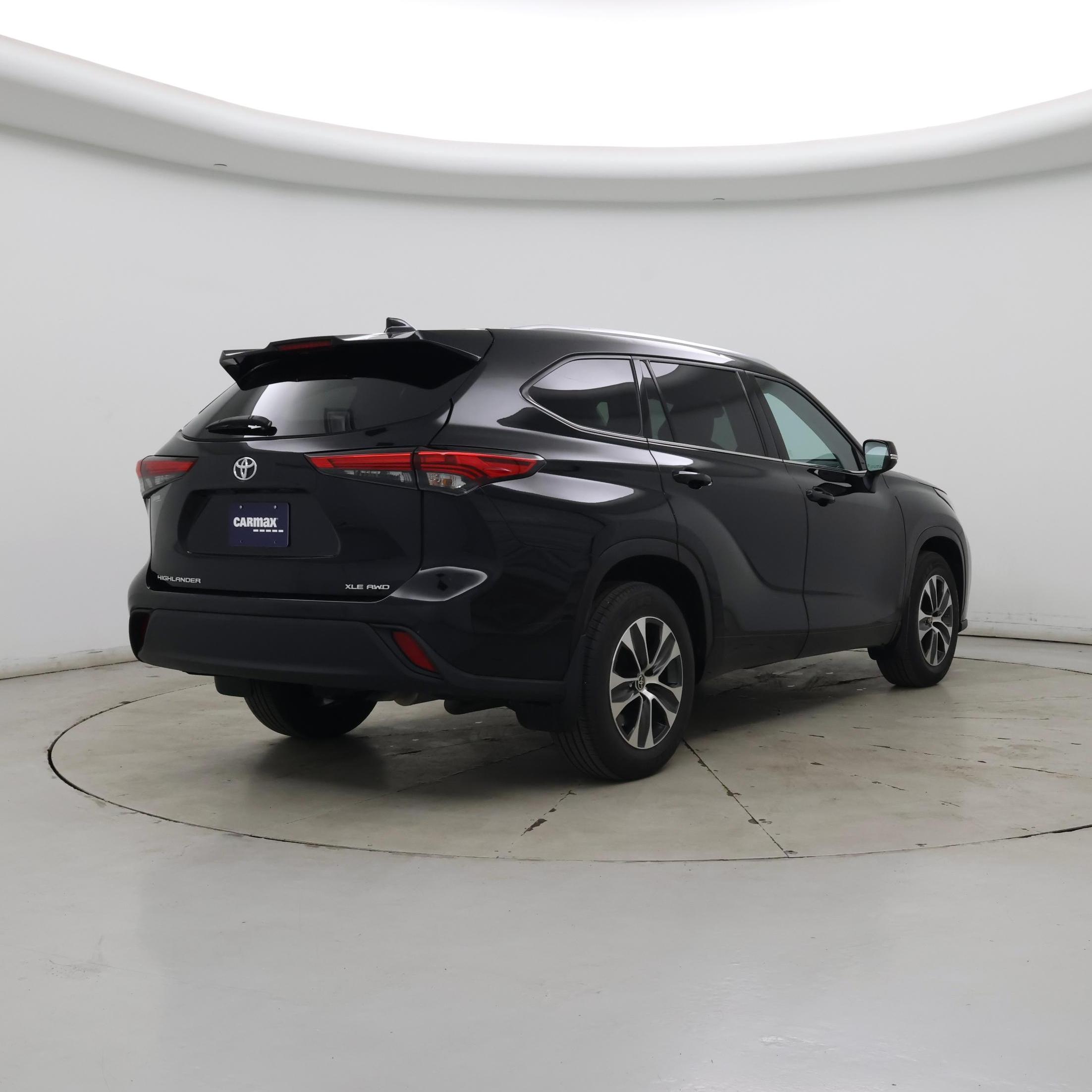 Thumbnail: 2021 Toyota Highlander - 8