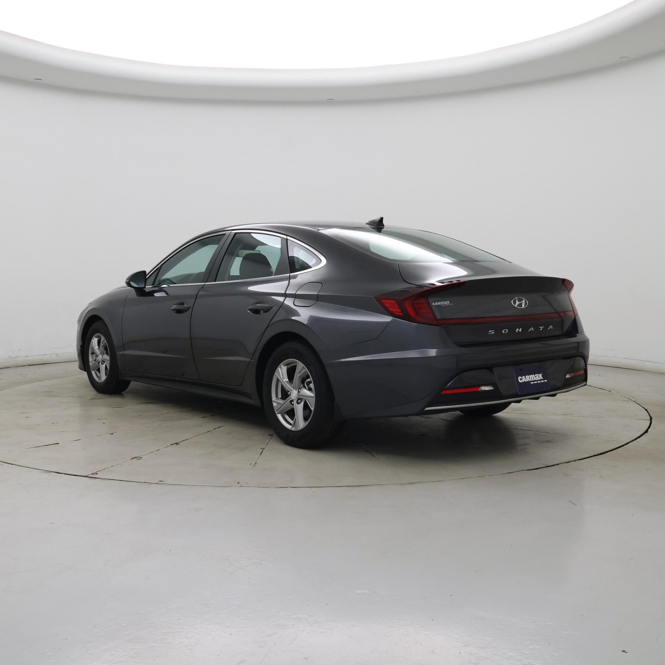 Thumbnail: 2023 Hyundai Sonata - 2