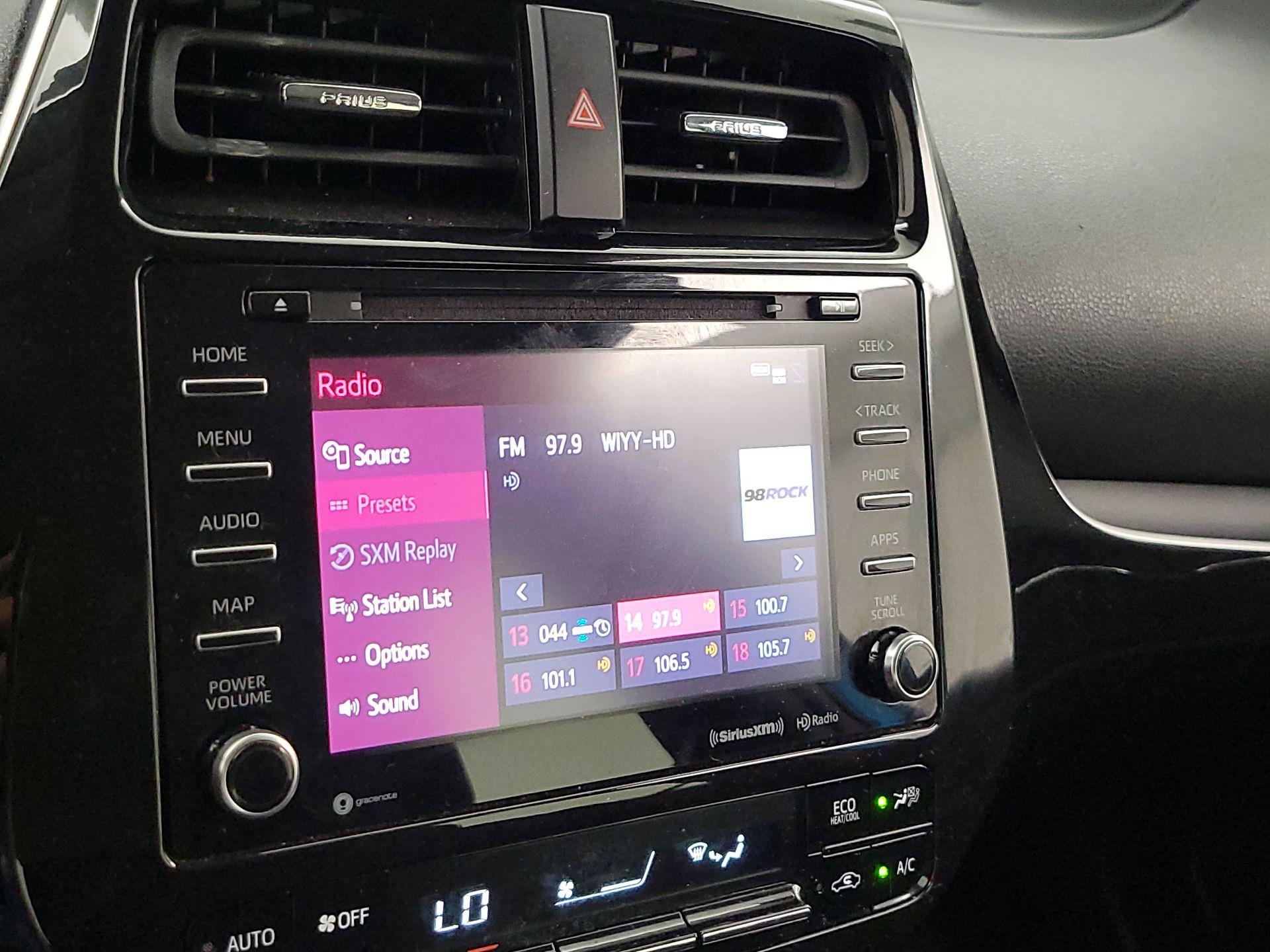 Thumbnail: 2022 Toyota Prius Prime - 15