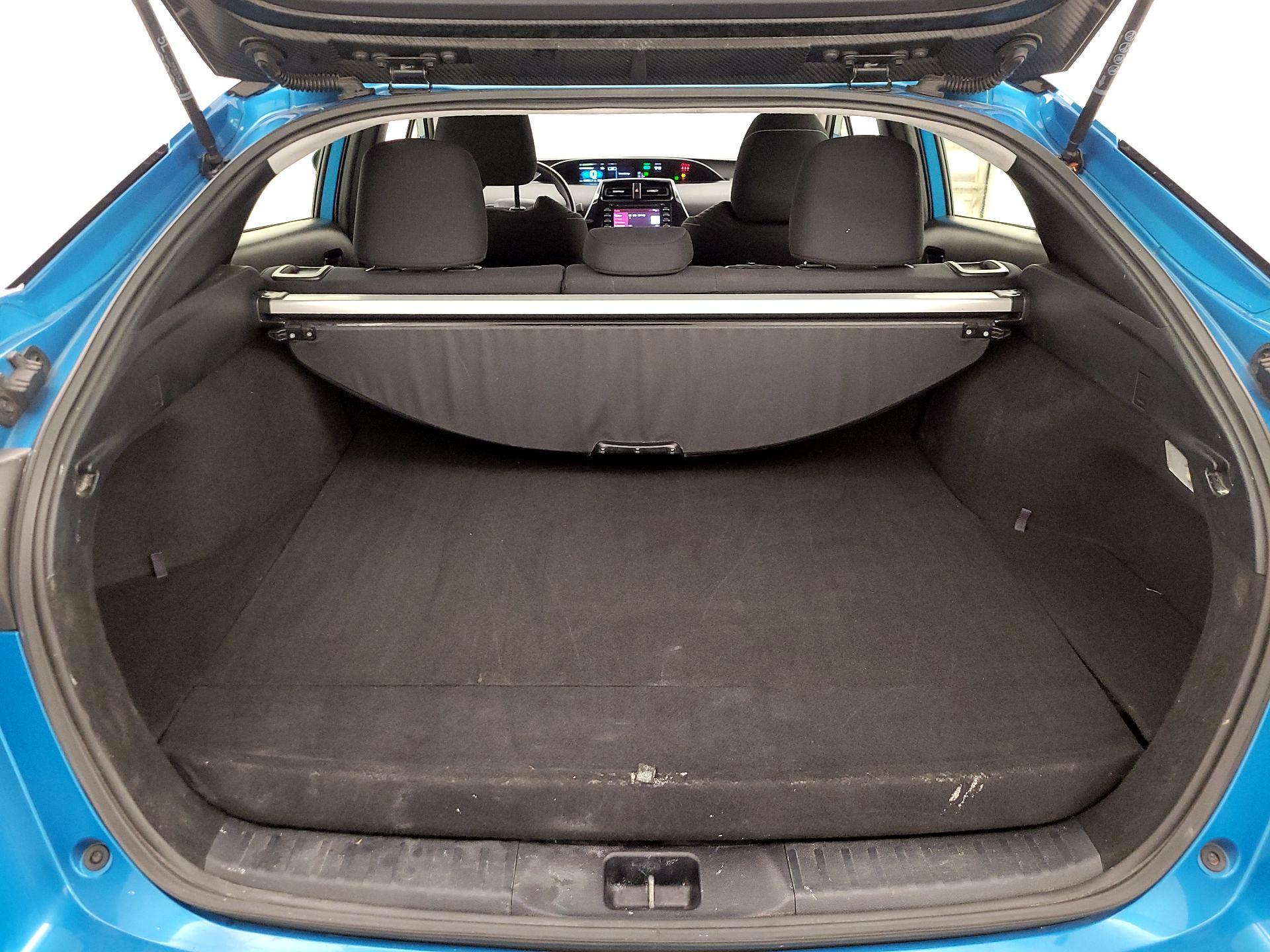 Thumbnail: 2022 Toyota Prius Prime - 20