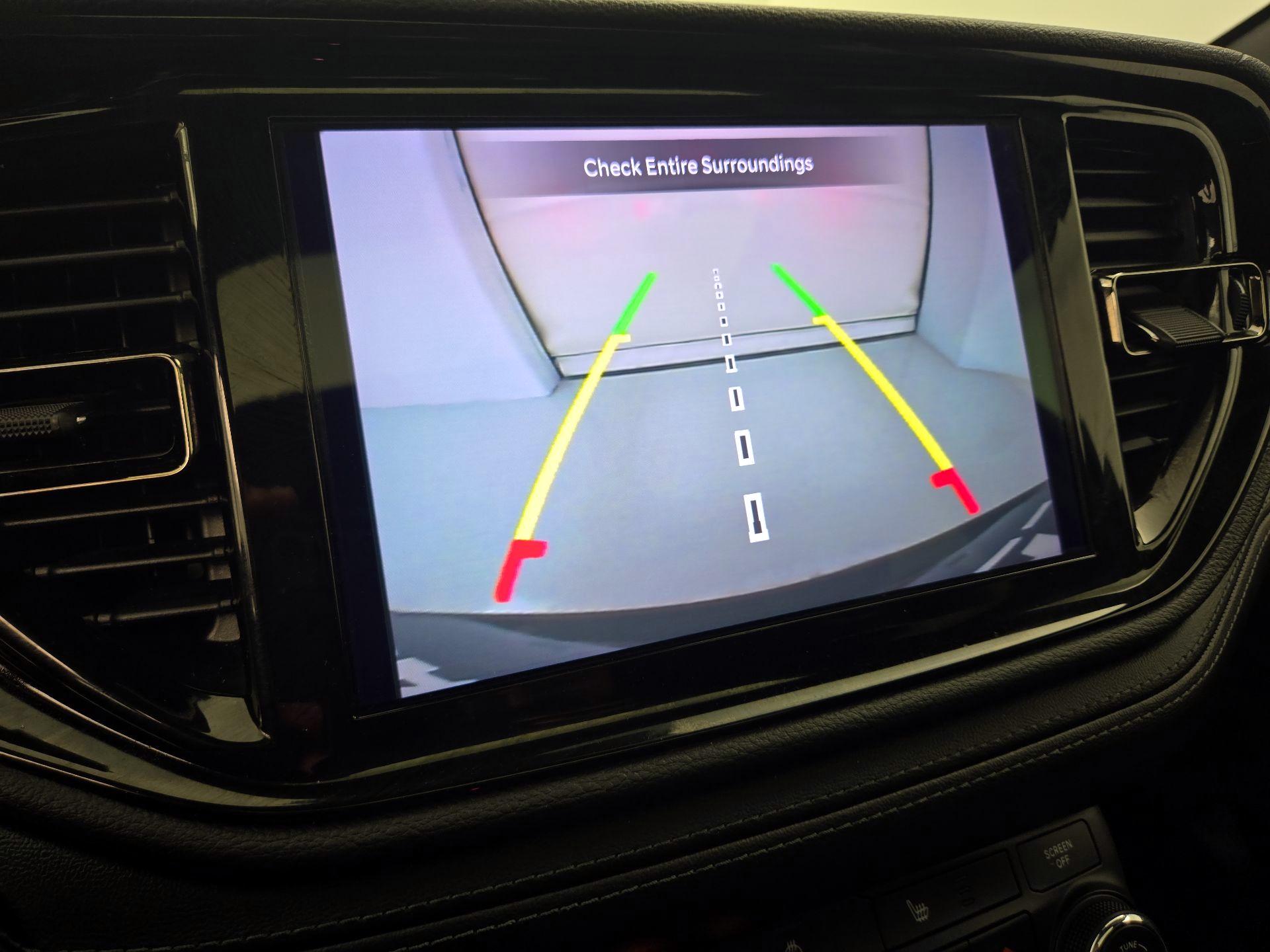 Thumbnail: 2022 Dodge Durango - 15