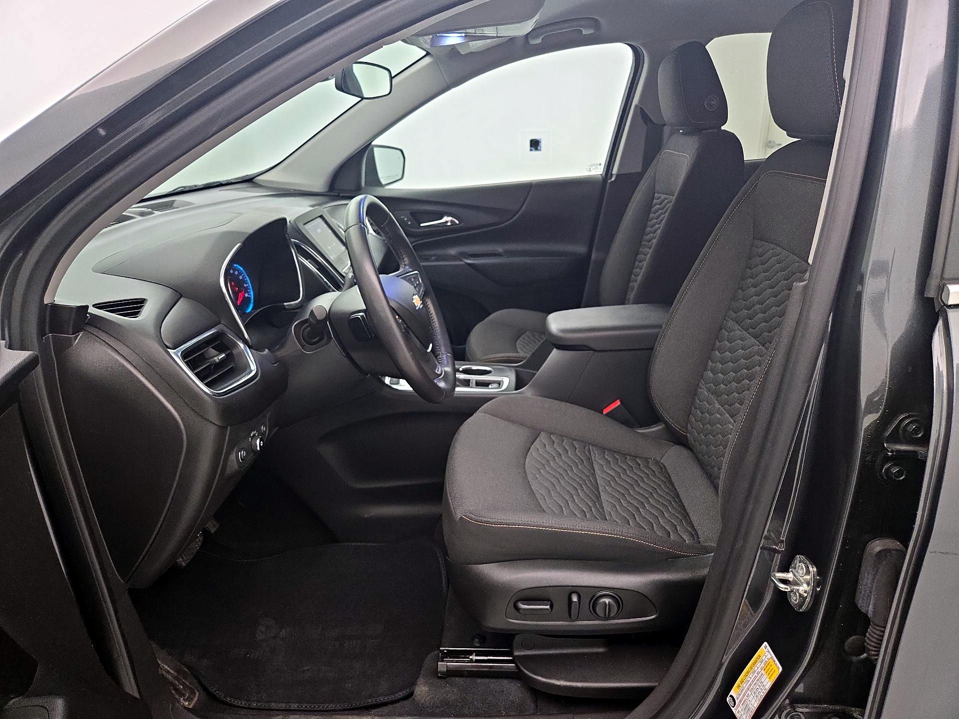 Thumbnail: 2021 Chevrolet Equinox - 11