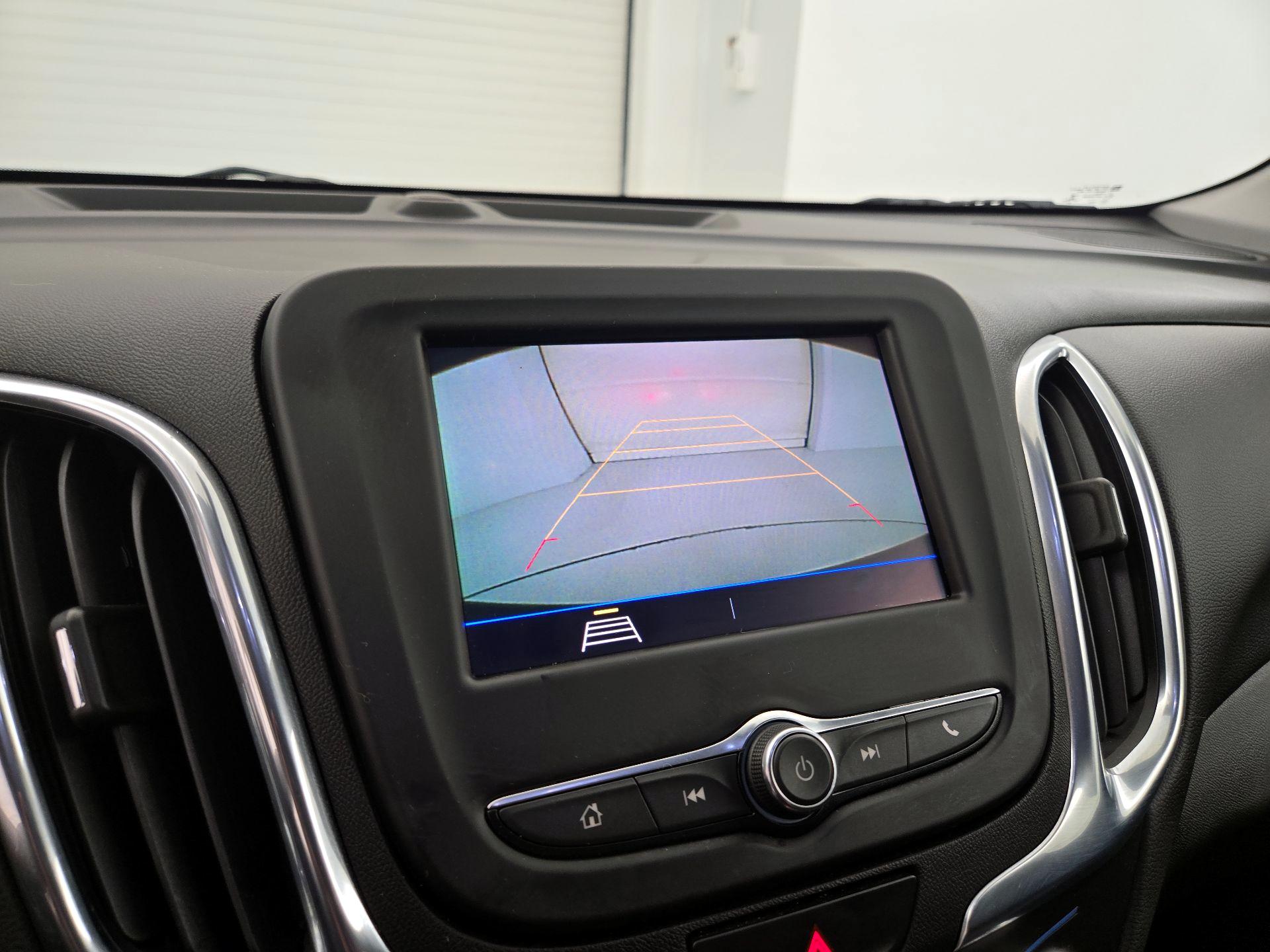 Thumbnail: 2021 Chevrolet Equinox - 14