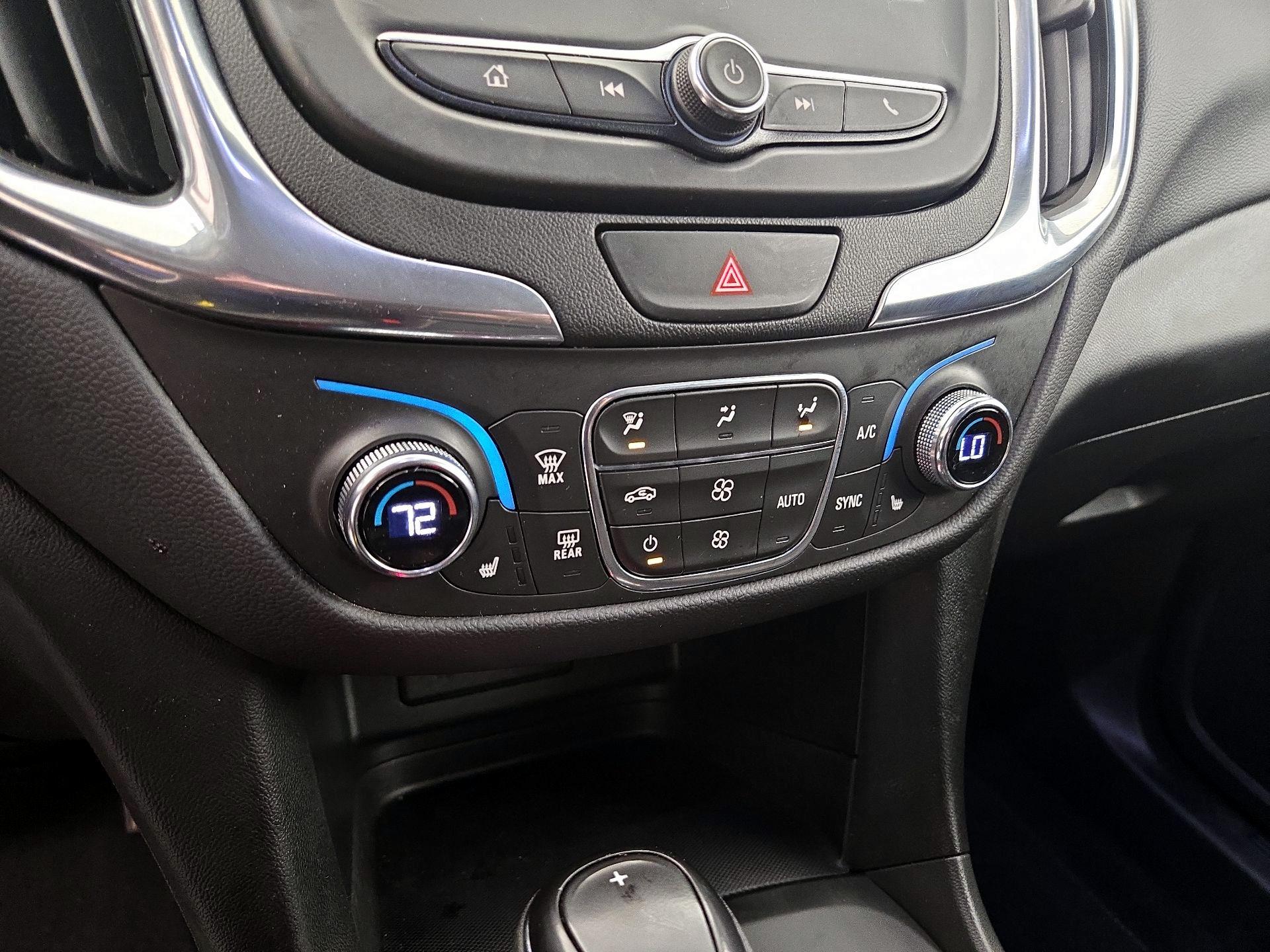 Thumbnail: 2021 Chevrolet Equinox - 16