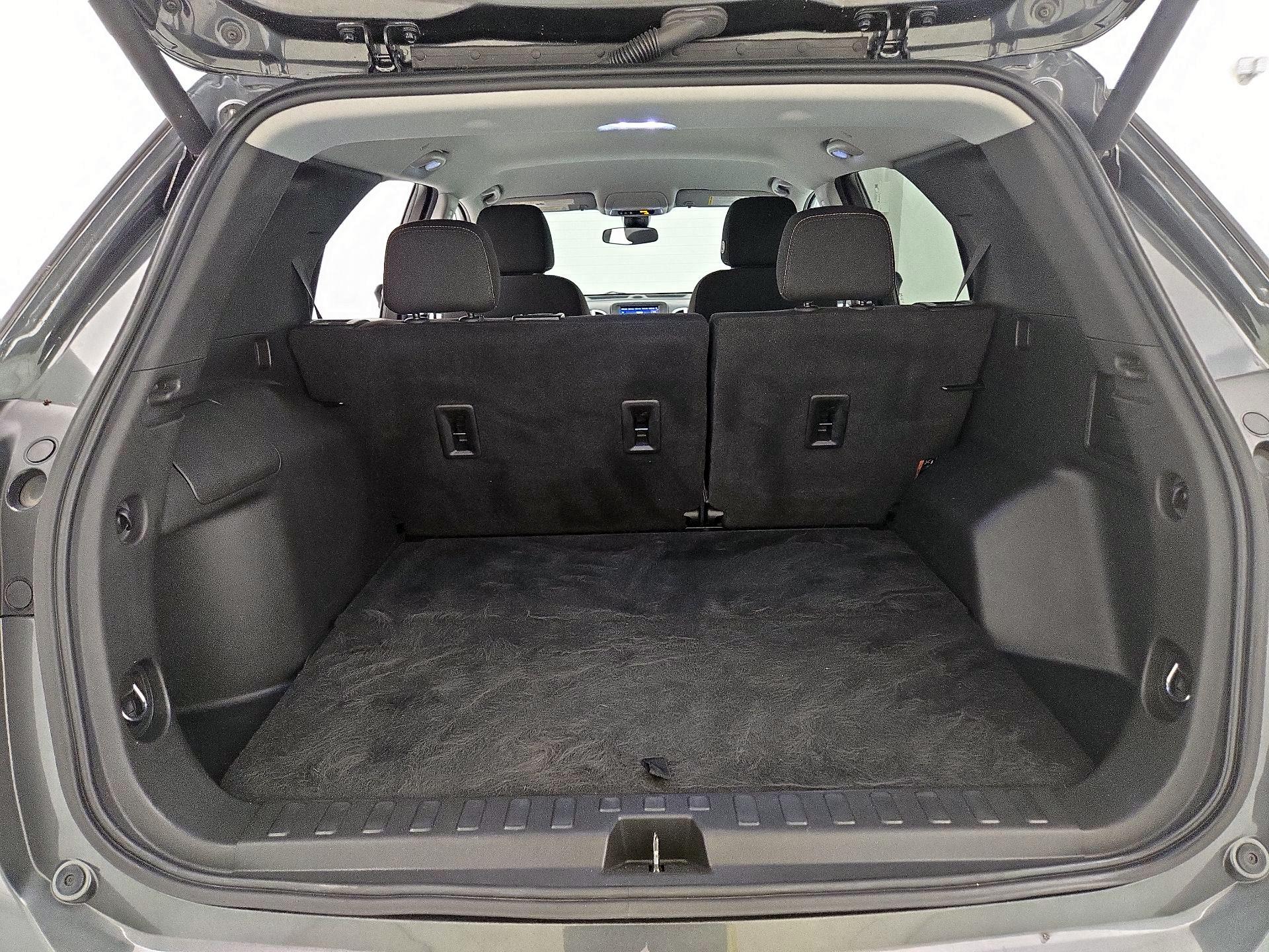 Thumbnail: 2021 Chevrolet Equinox - 20