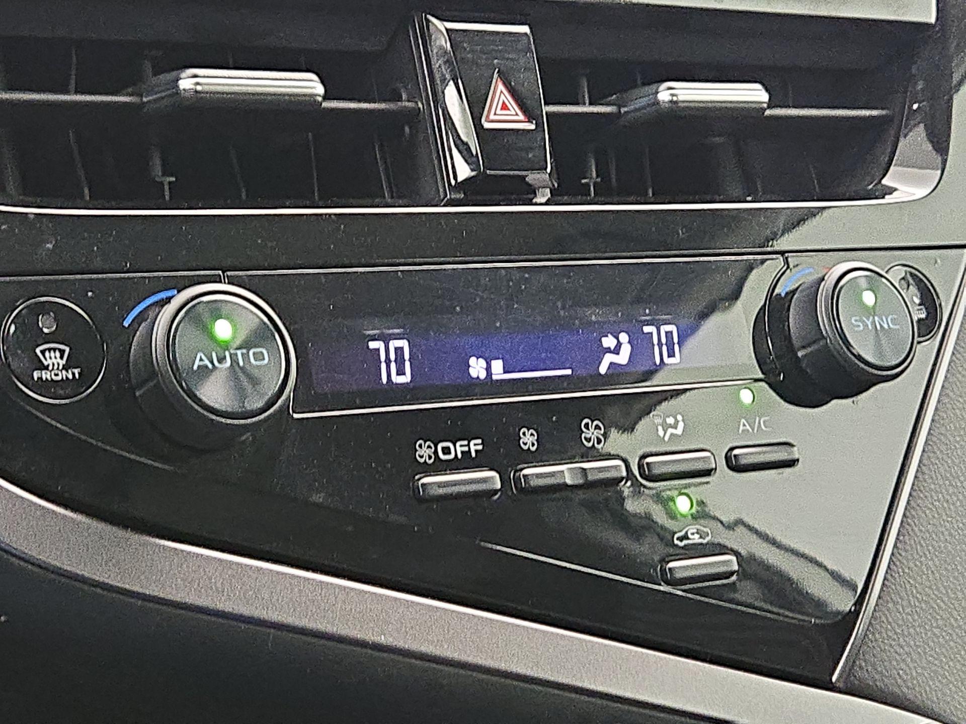 Thumbnail: 2024 Toyota Camry - 16
