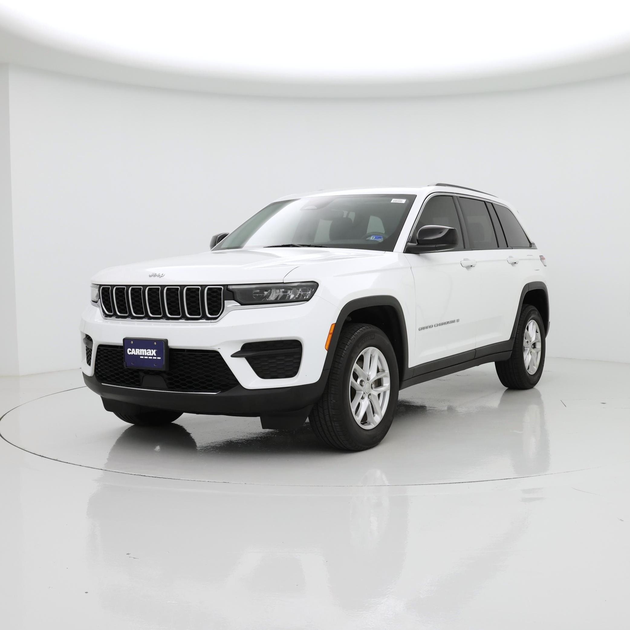 Thumbnail: 2023 Jeep Grand Cherokee - 4