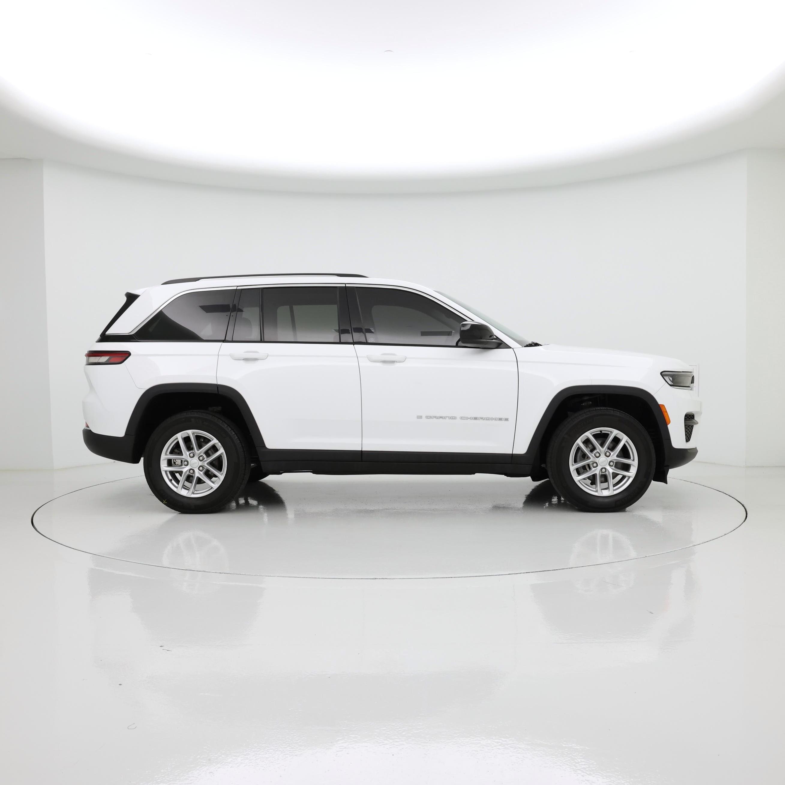 Thumbnail: 2023 Jeep Grand Cherokee - 7