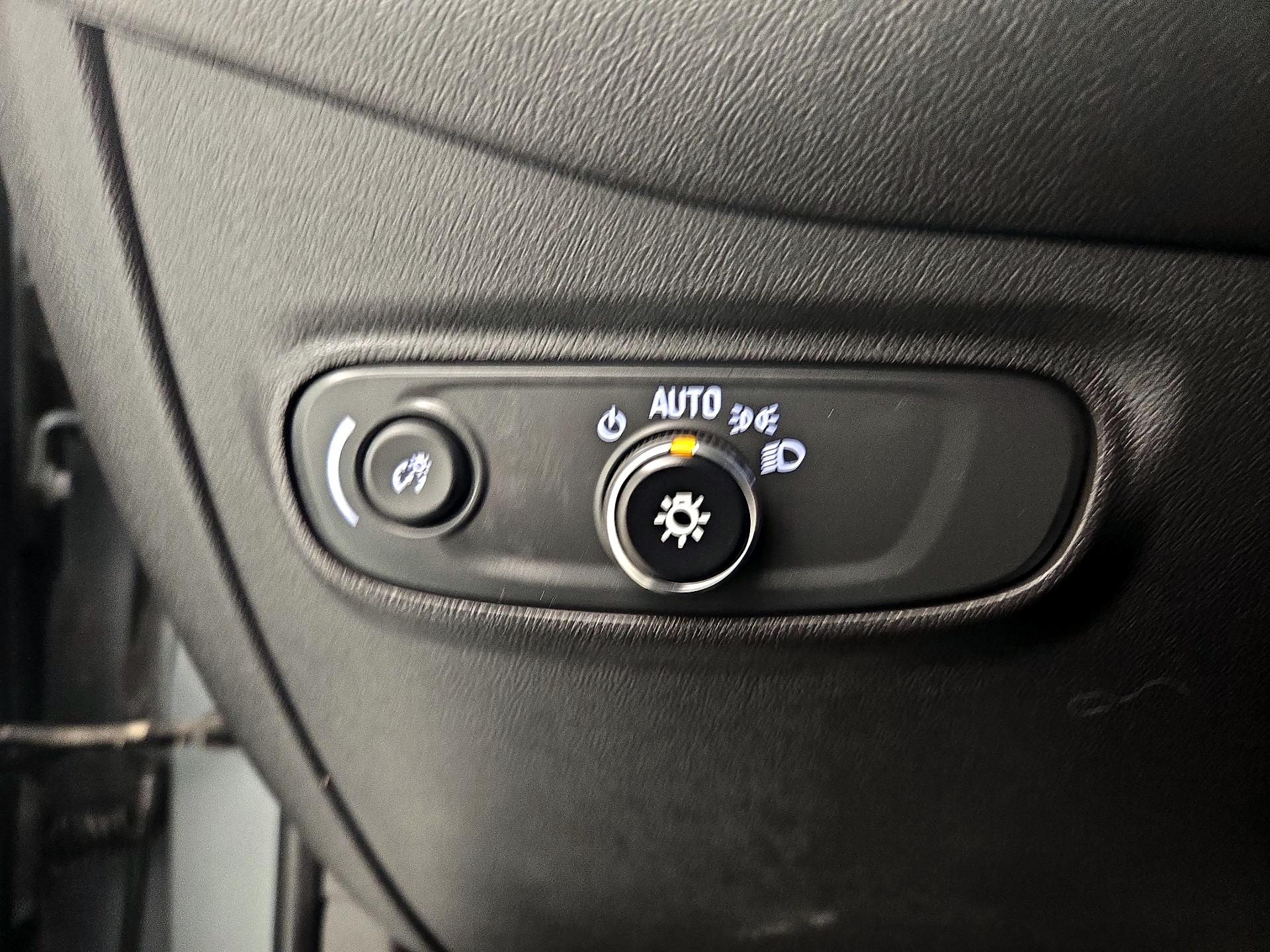 Thumbnail: 2024 Chevrolet Equinox - 13