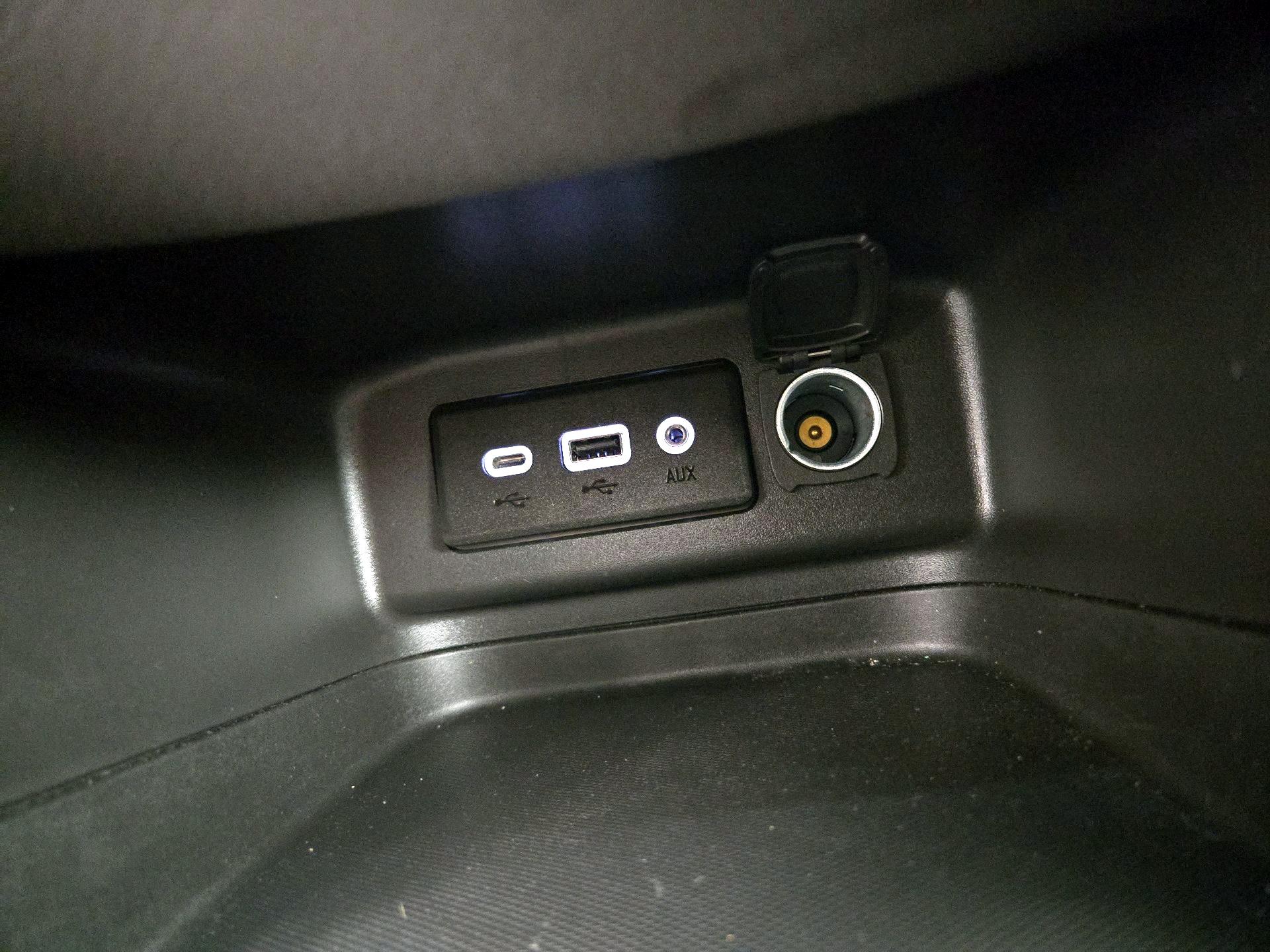 Thumbnail: 2024 Chevrolet Equinox - 18