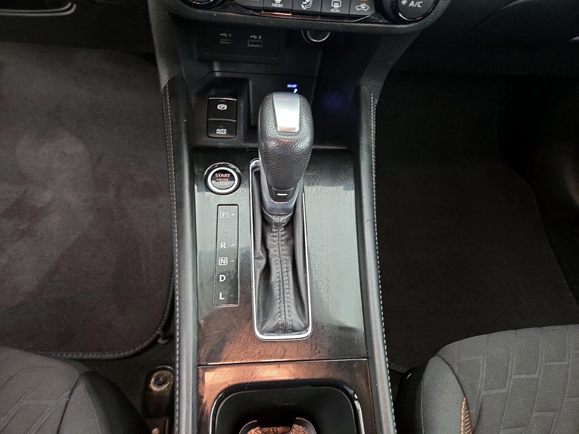 Thumbnail: 2021 Nissan Kicks - 17