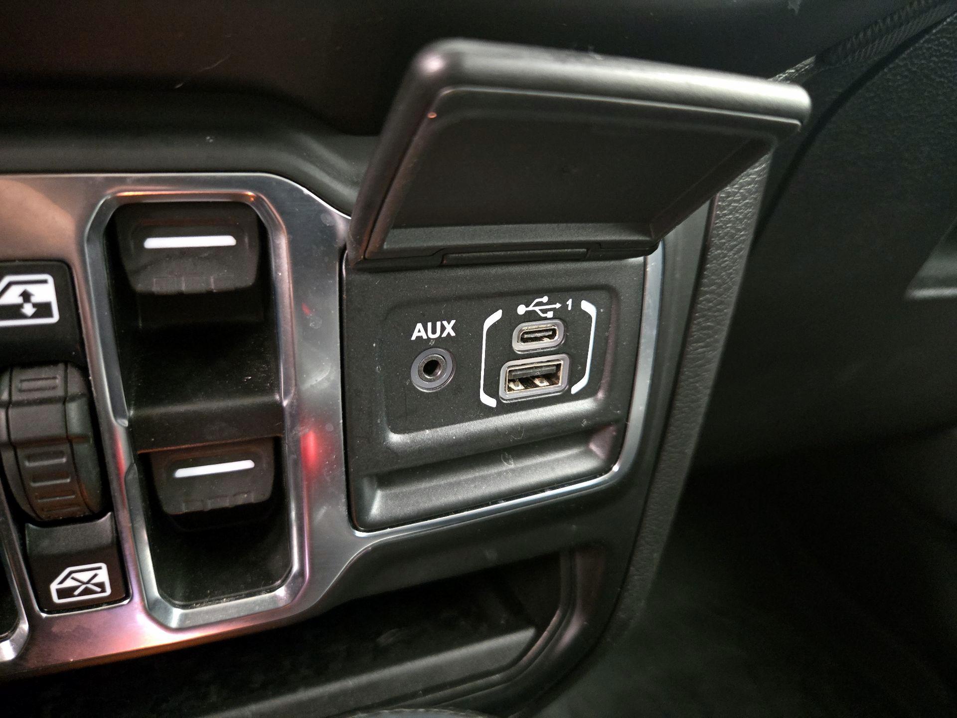 Thumbnail: 2023 Jeep Wrangler - 18