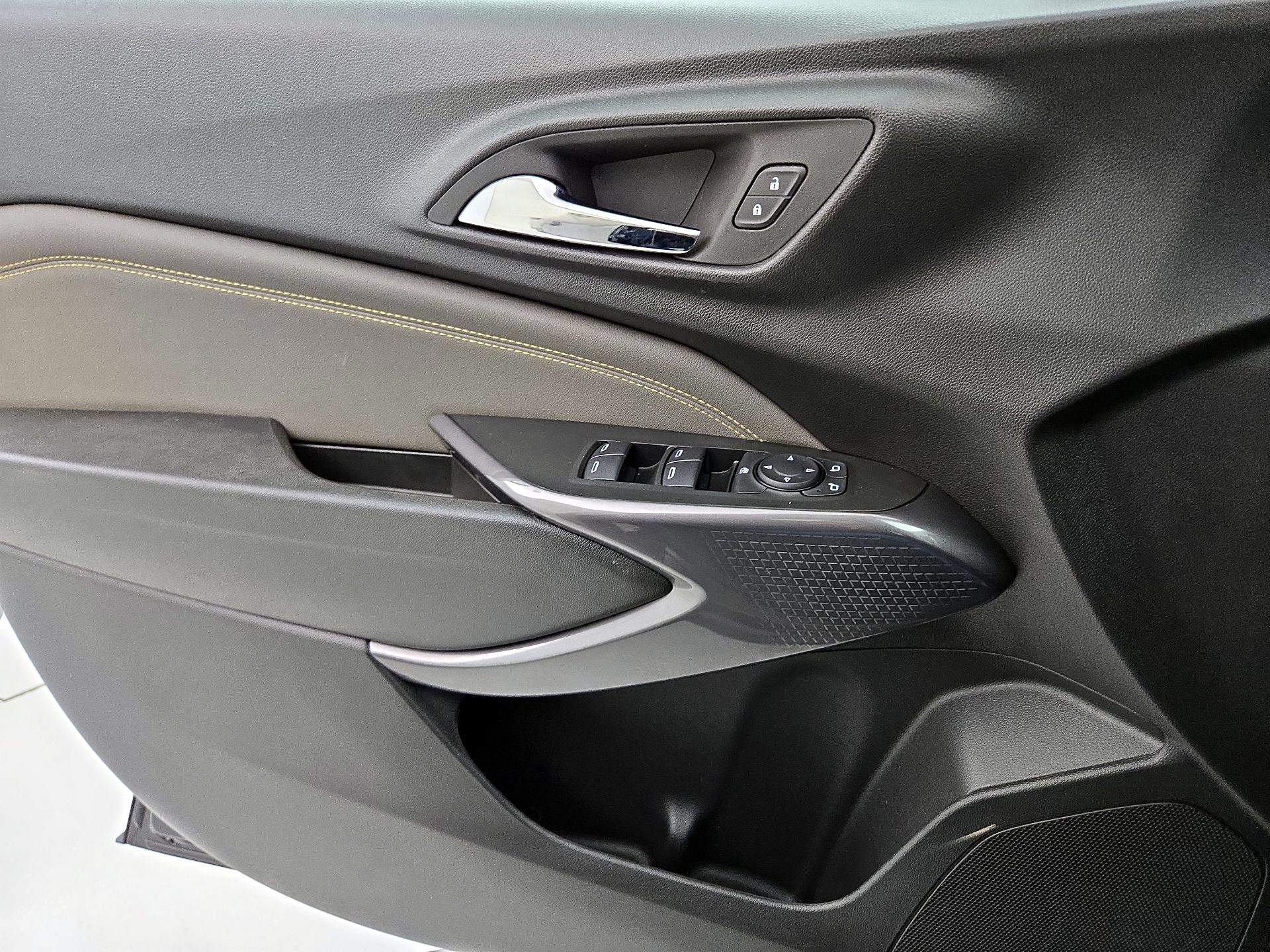 Thumbnail: 2024 Chevrolet Trax - 12