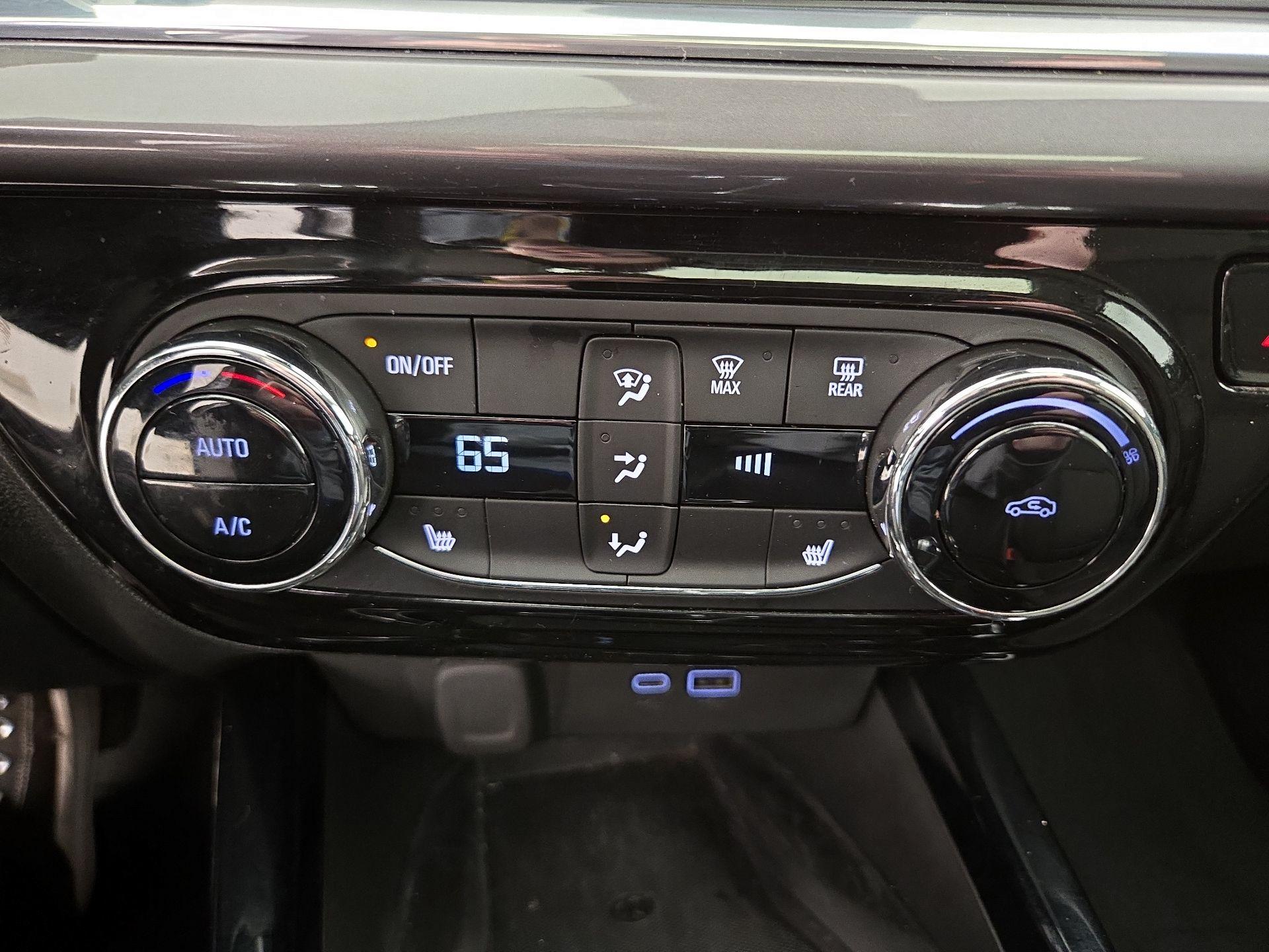 Thumbnail: 2024 Chevrolet Trax - 16