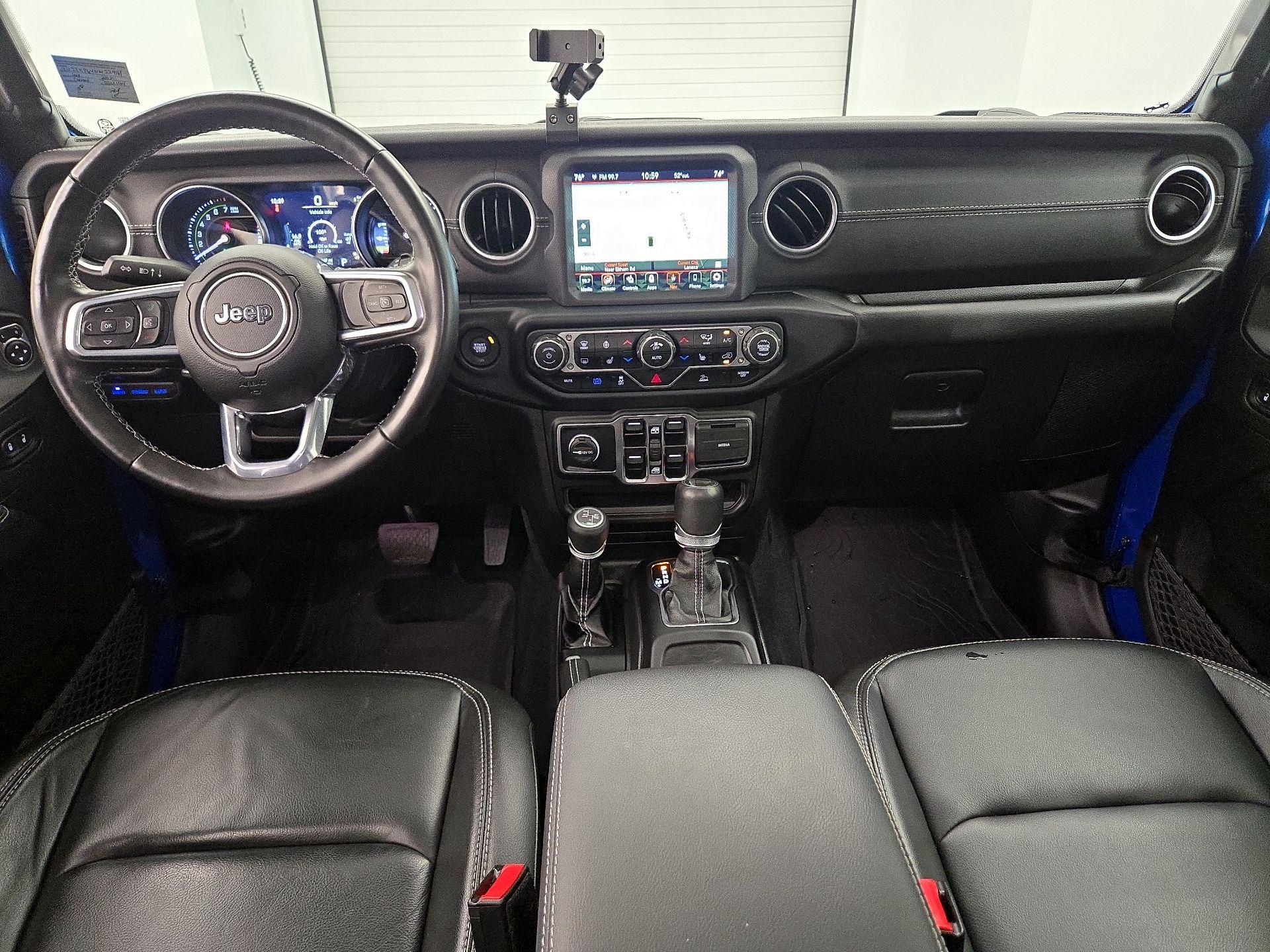 Thumbnail: 2022 Jeep Wrangler - 9