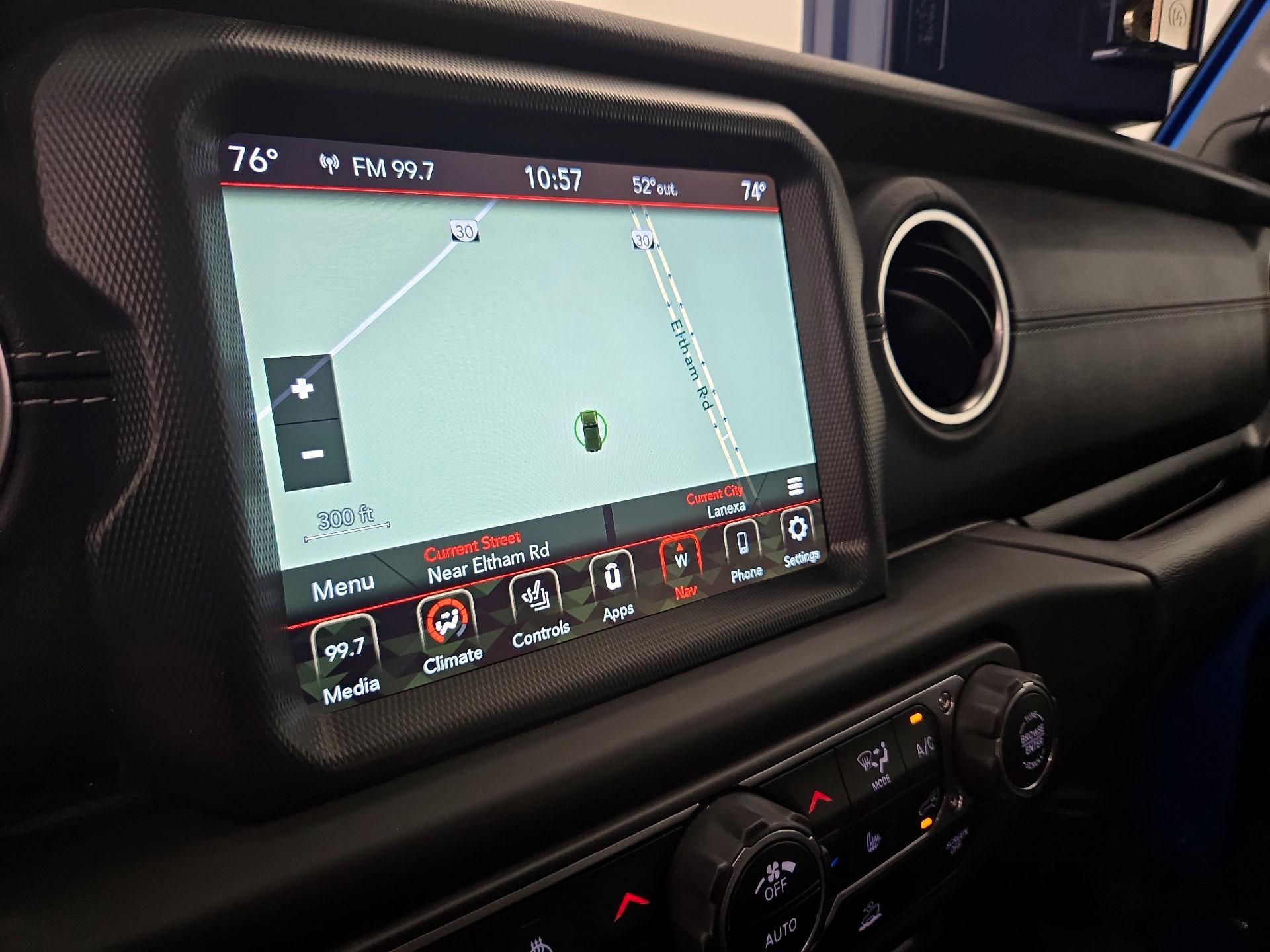 Thumbnail: 2022 Jeep Wrangler - 14