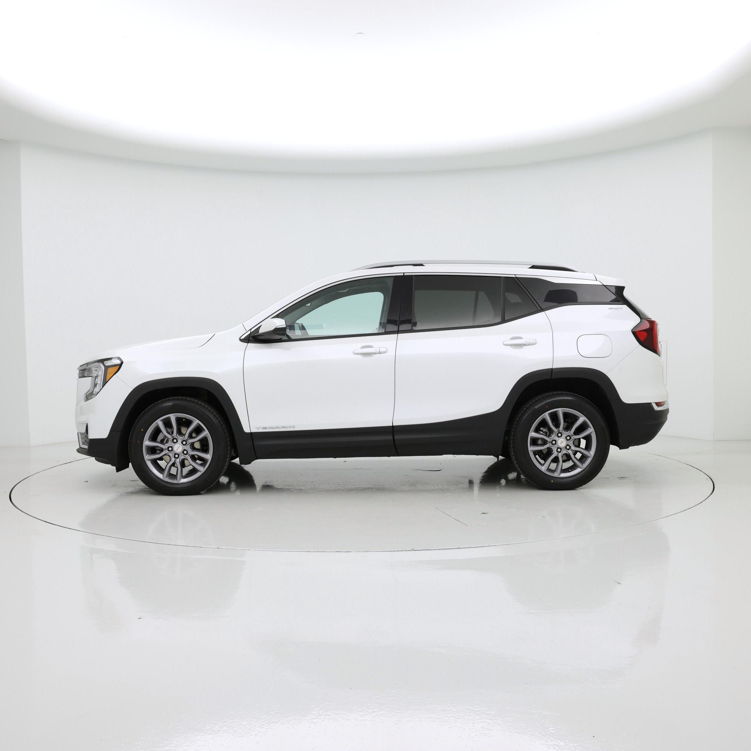 Thumbnail: 2022 GMC Terrain - 3