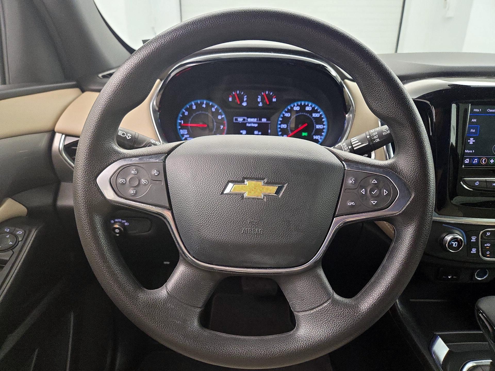 Thumbnail: 2023 Chevrolet Traverse - 10
