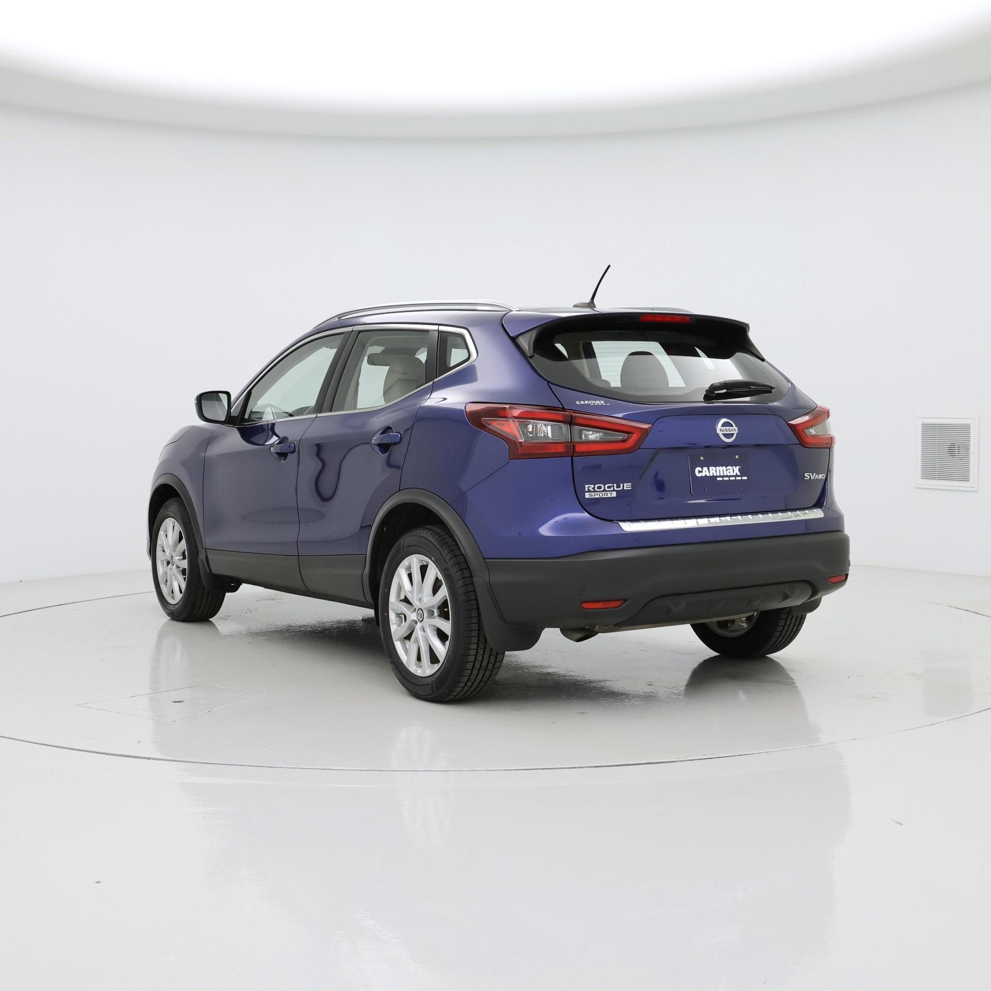 Thumbnail: 2022 Nissan Rogue Sport - 2