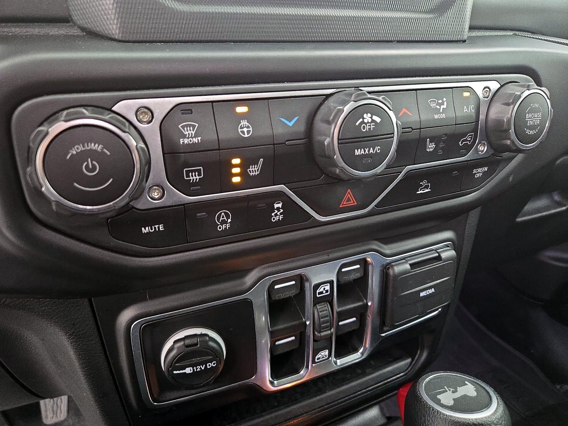 Thumbnail: 2023 Jeep Wrangler - 16