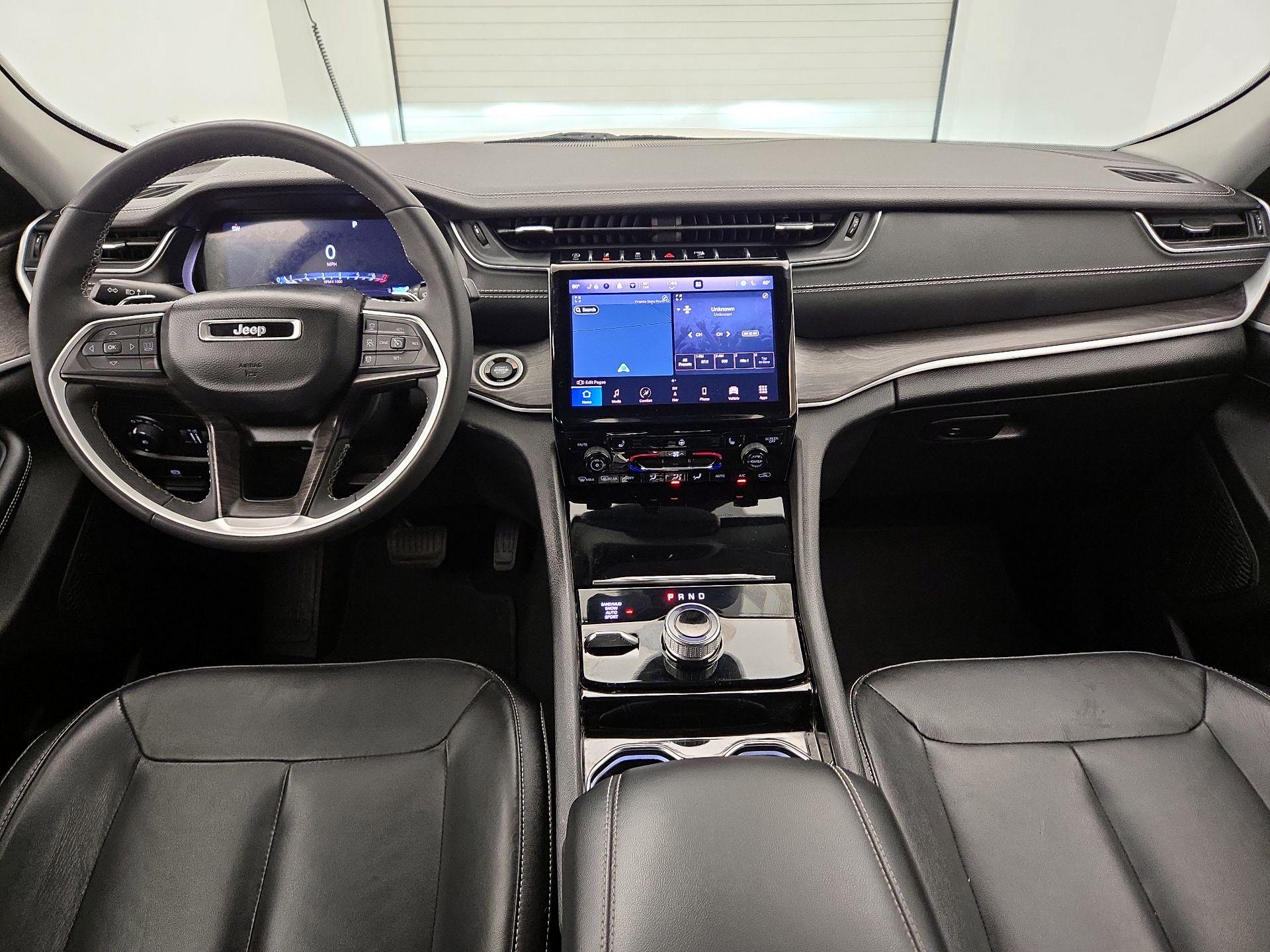 Thumbnail: 2023 Jeep Grand Cherokee - 9