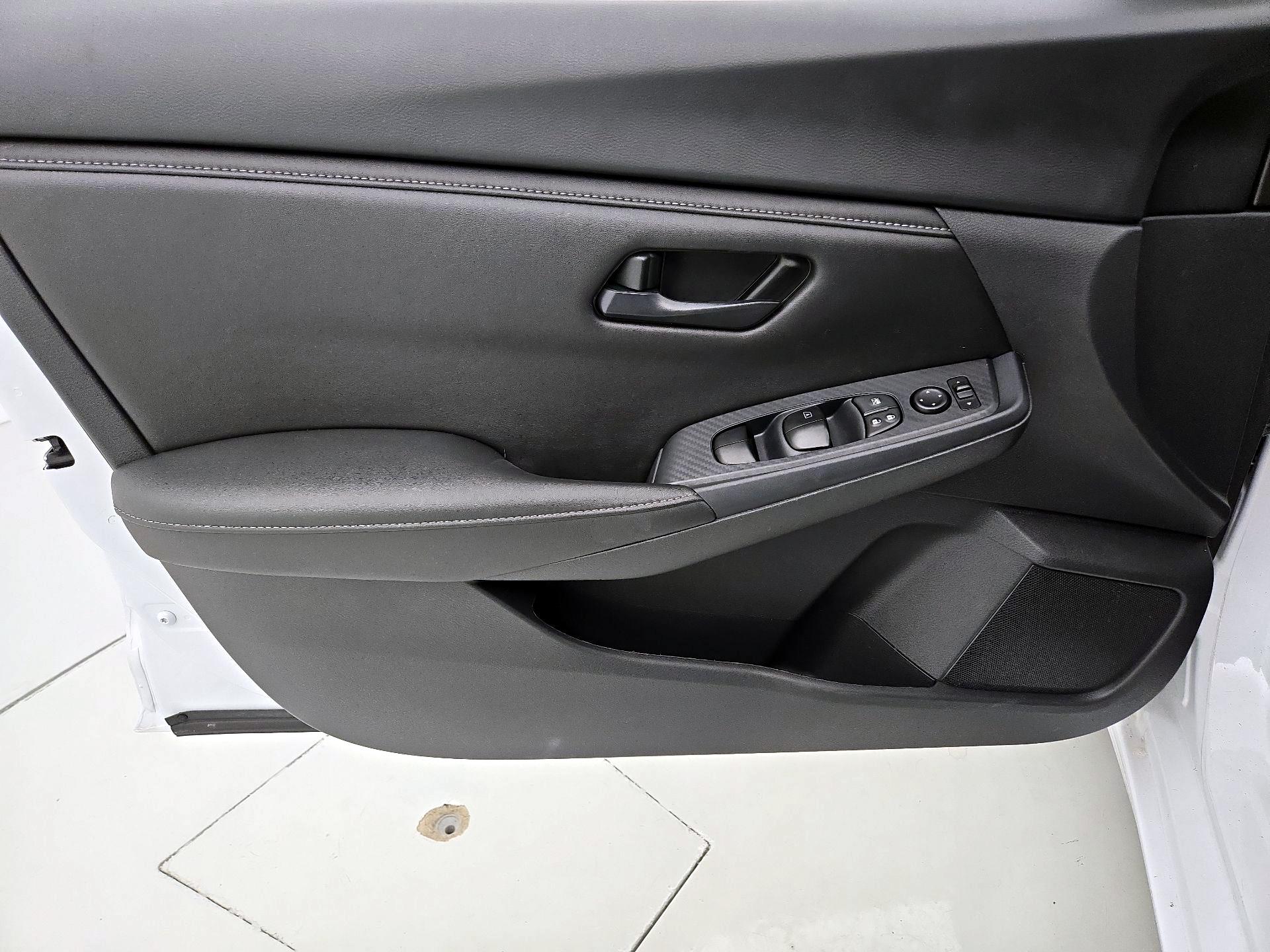 Thumbnail: 2024 Nissan Sentra - 12