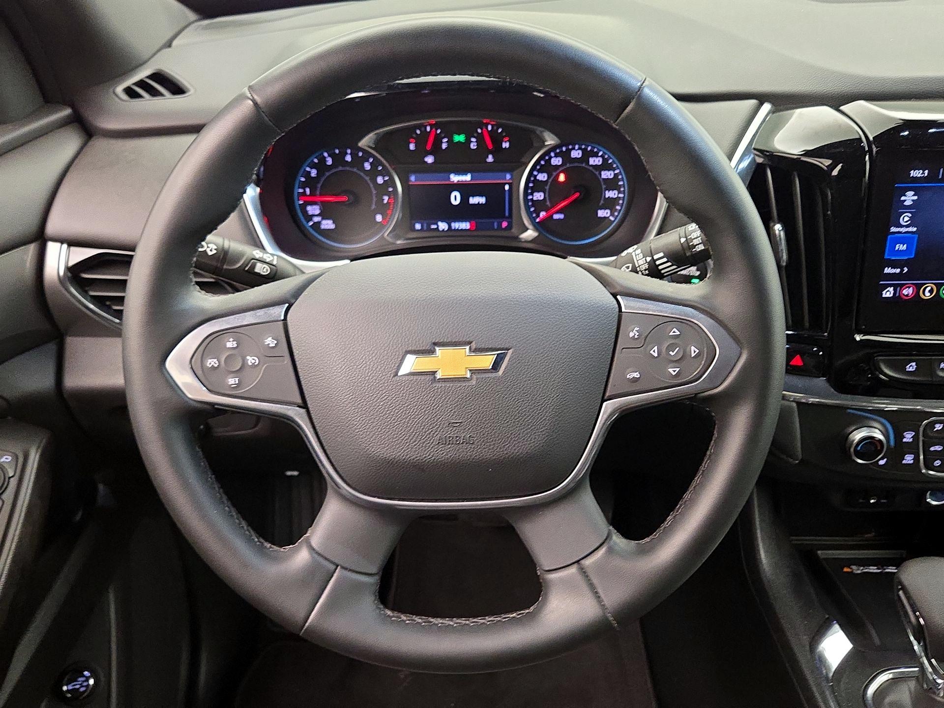 Thumbnail: 2023 Chevrolet Traverse - 10