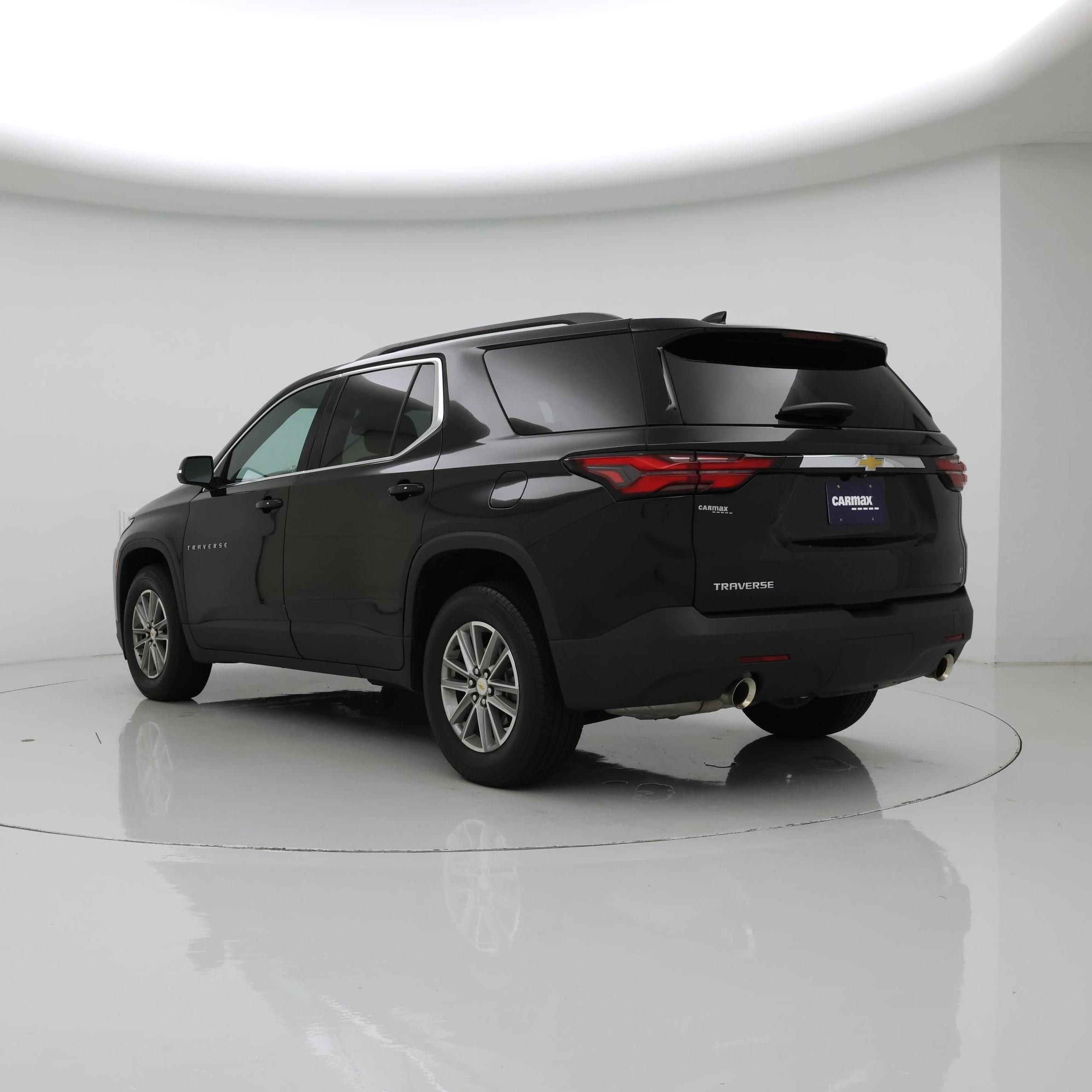 Thumbnail: 2023 Chevrolet Traverse - 2
