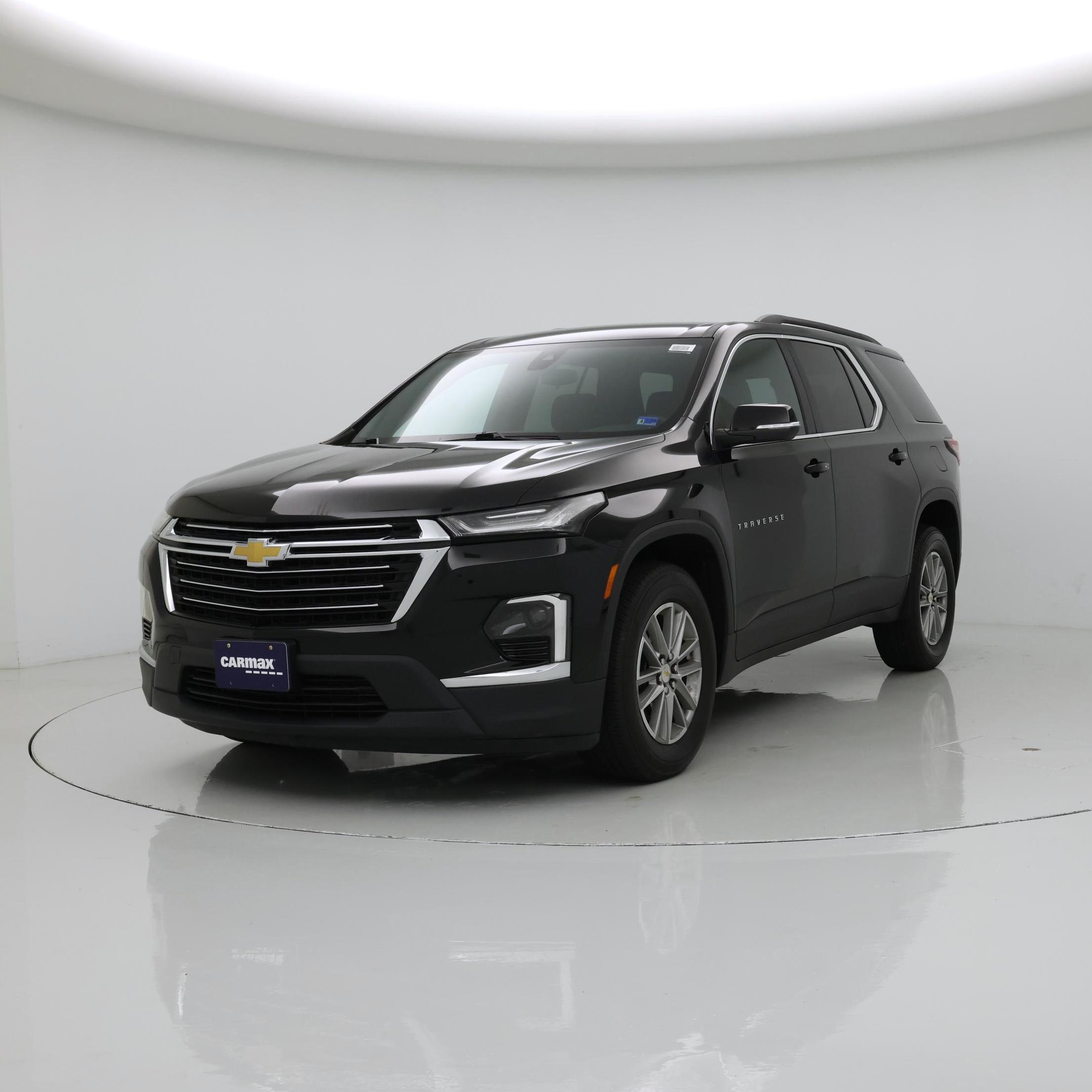 Thumbnail: 2023 Chevrolet Traverse - 4