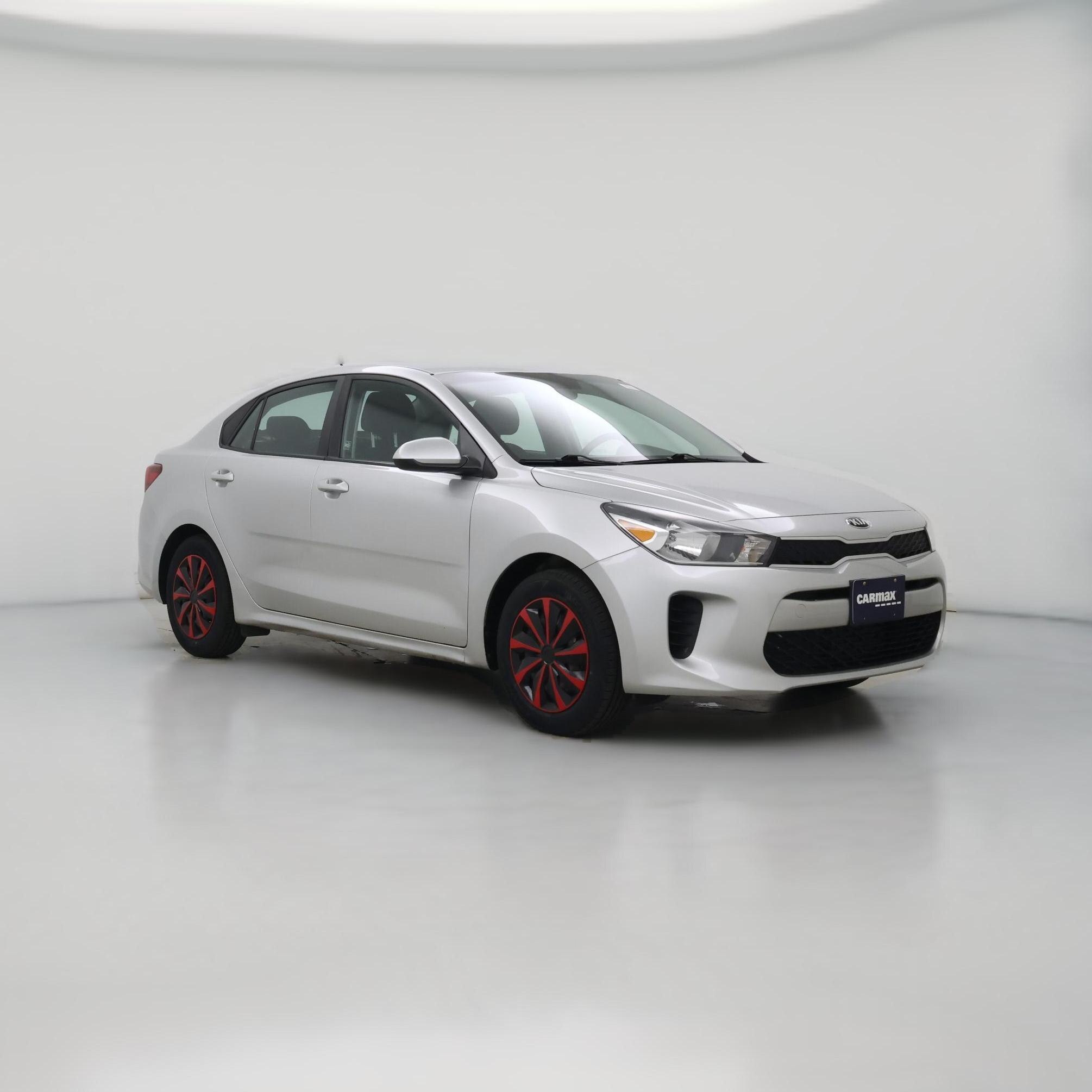 Thumbnail: 2019 Kia Rio - 1