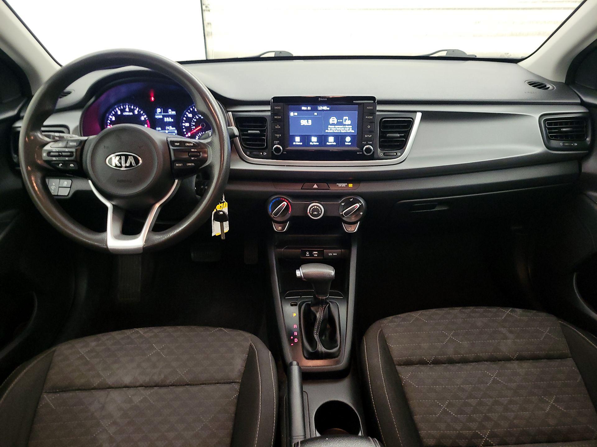 Thumbnail: 2019 Kia Rio - 9