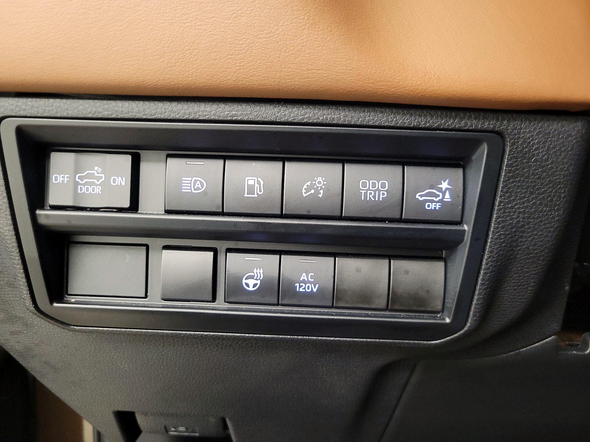 Thumbnail: 2024 Toyota Tundra - 13