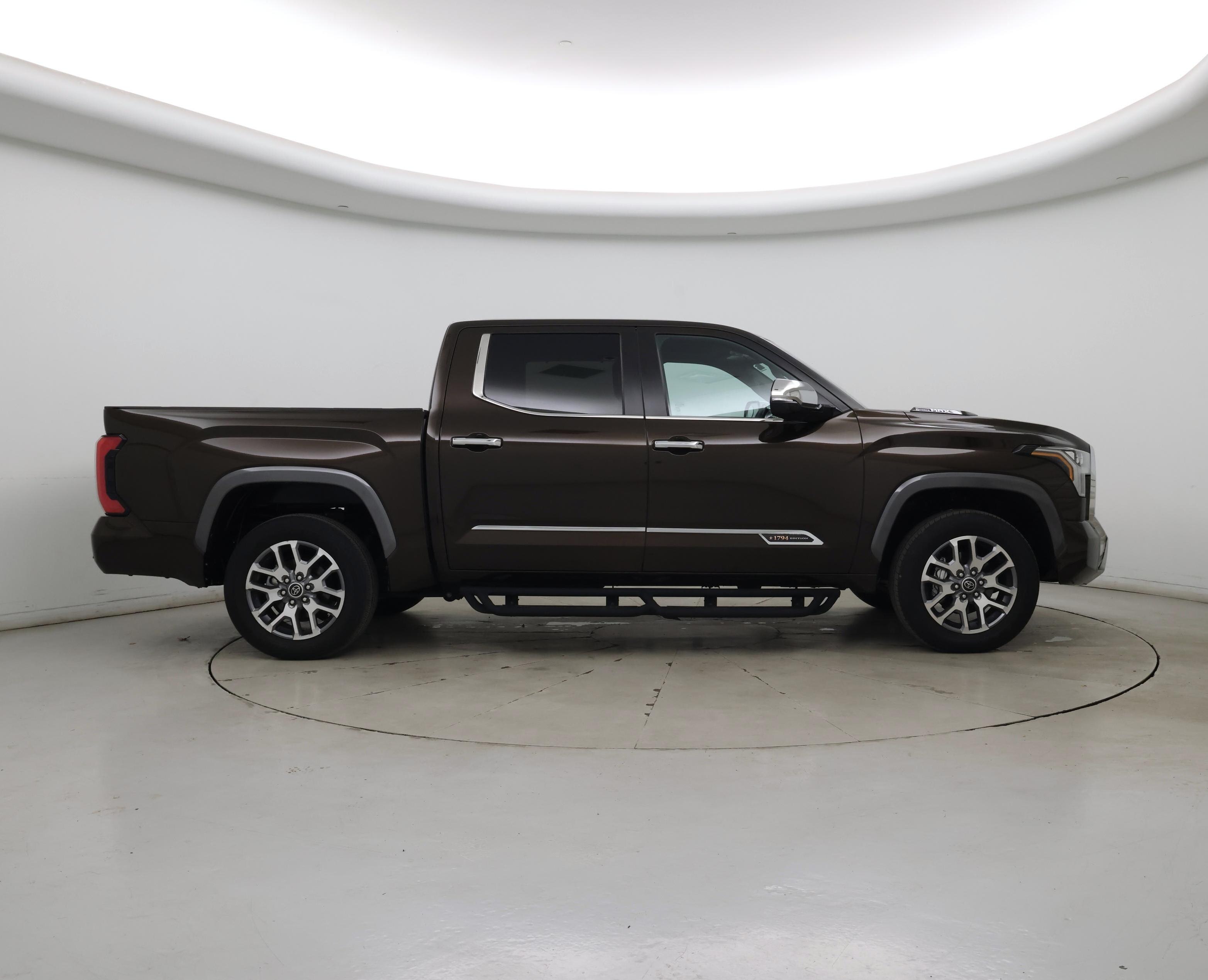 Thumbnail: 2024 Toyota Tundra - 7