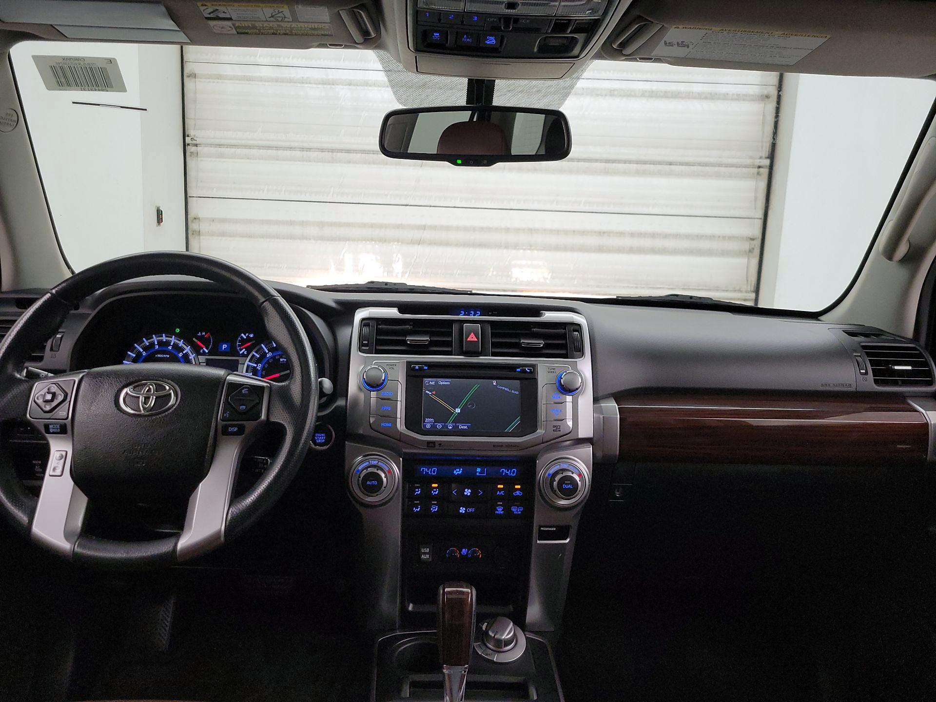 Thumbnail: 2016 Toyota 4Runner - 9