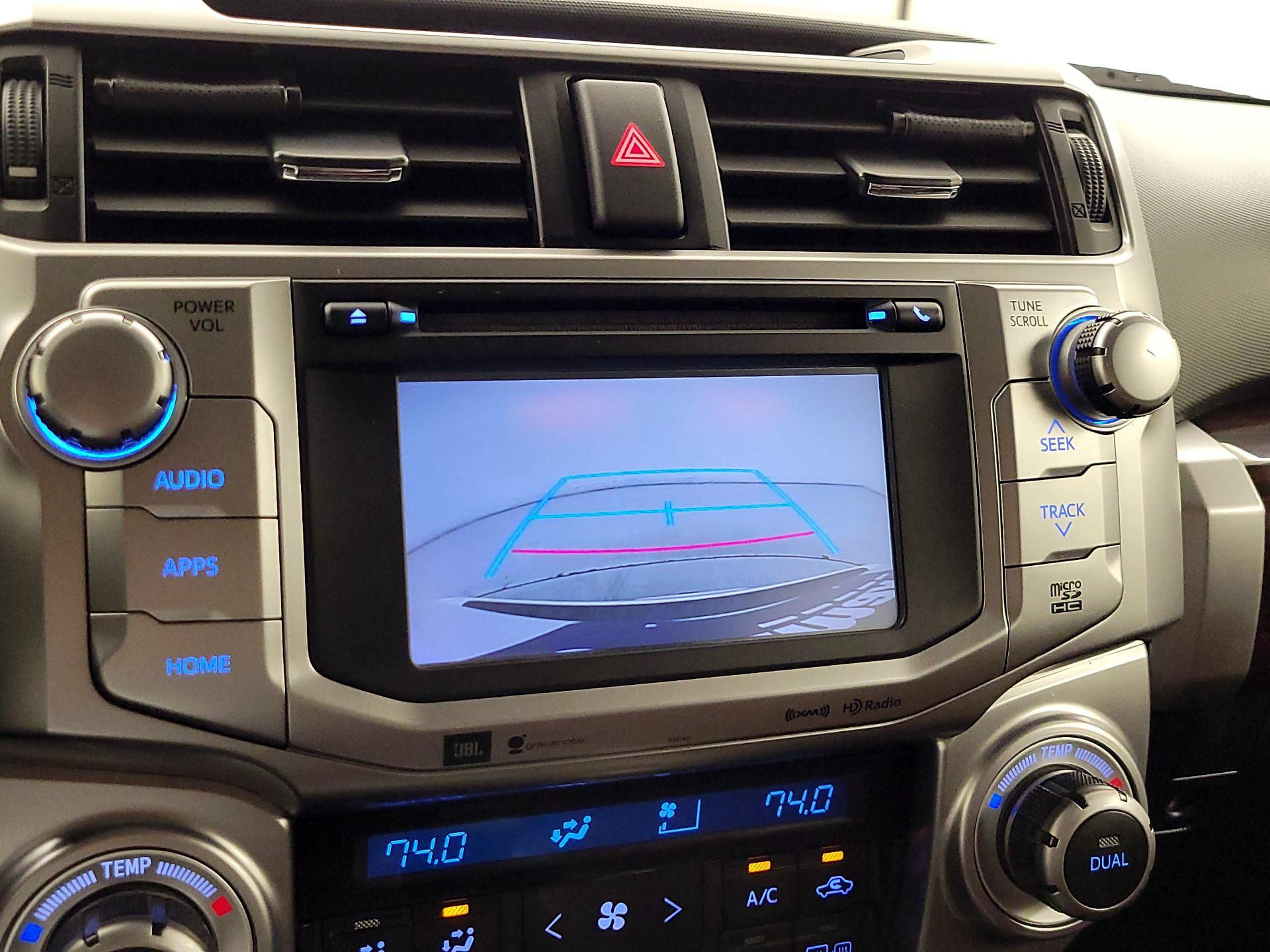 Thumbnail: 2016 Toyota 4Runner - 15