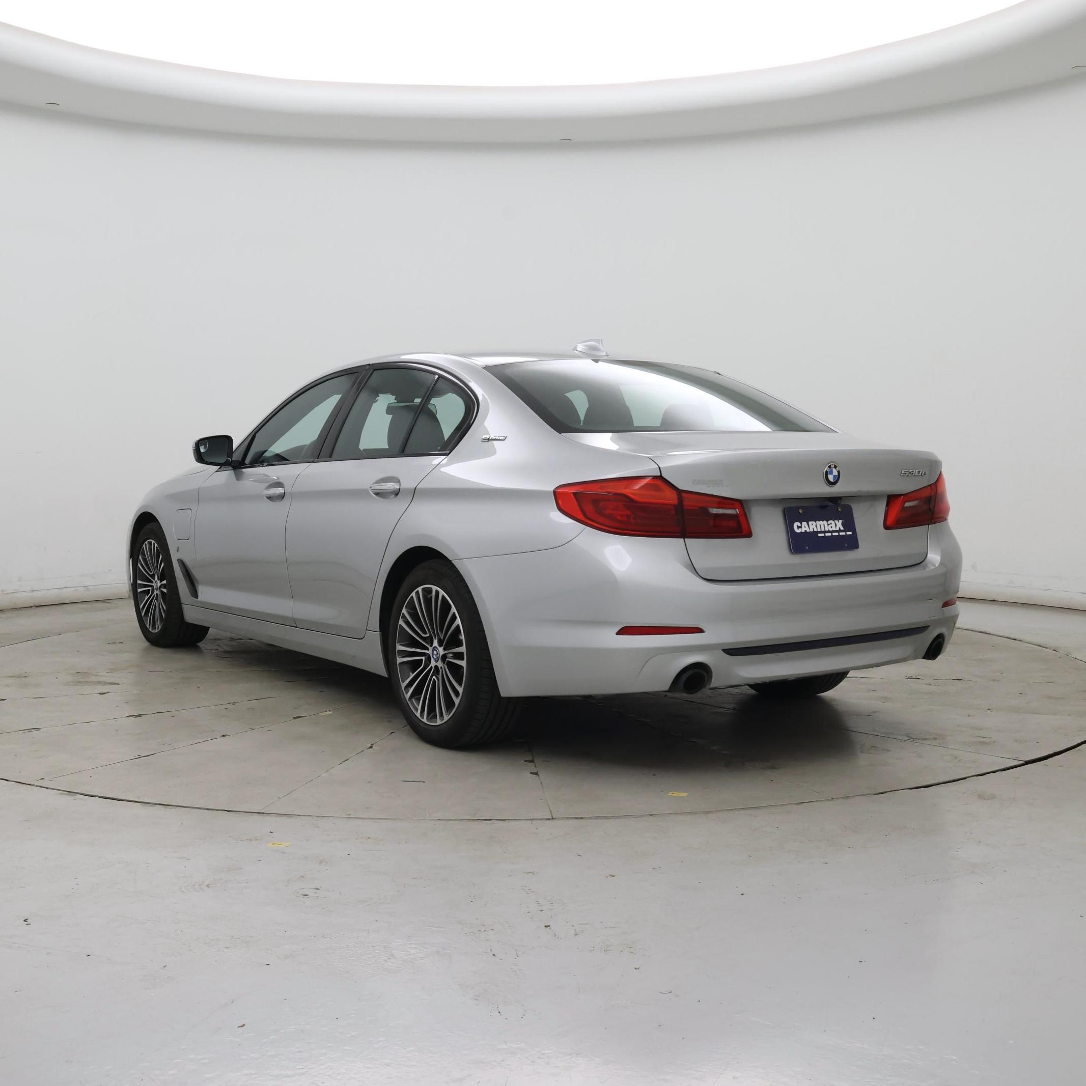 Thumbnail: 2018 BMW 5 Series - 2