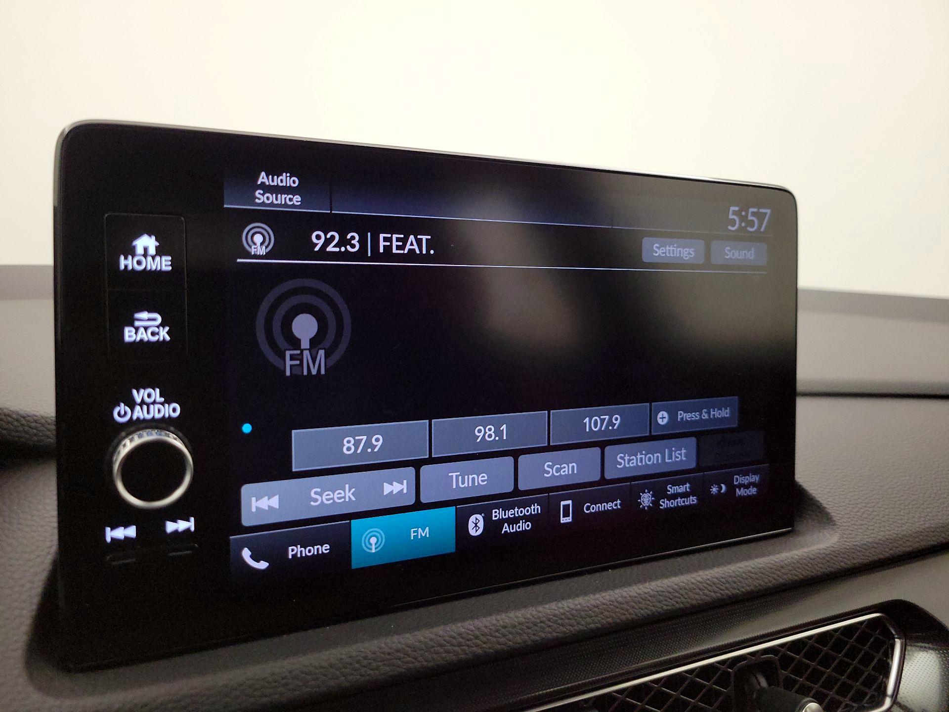 Thumbnail: 2025 Acura Integra - 14