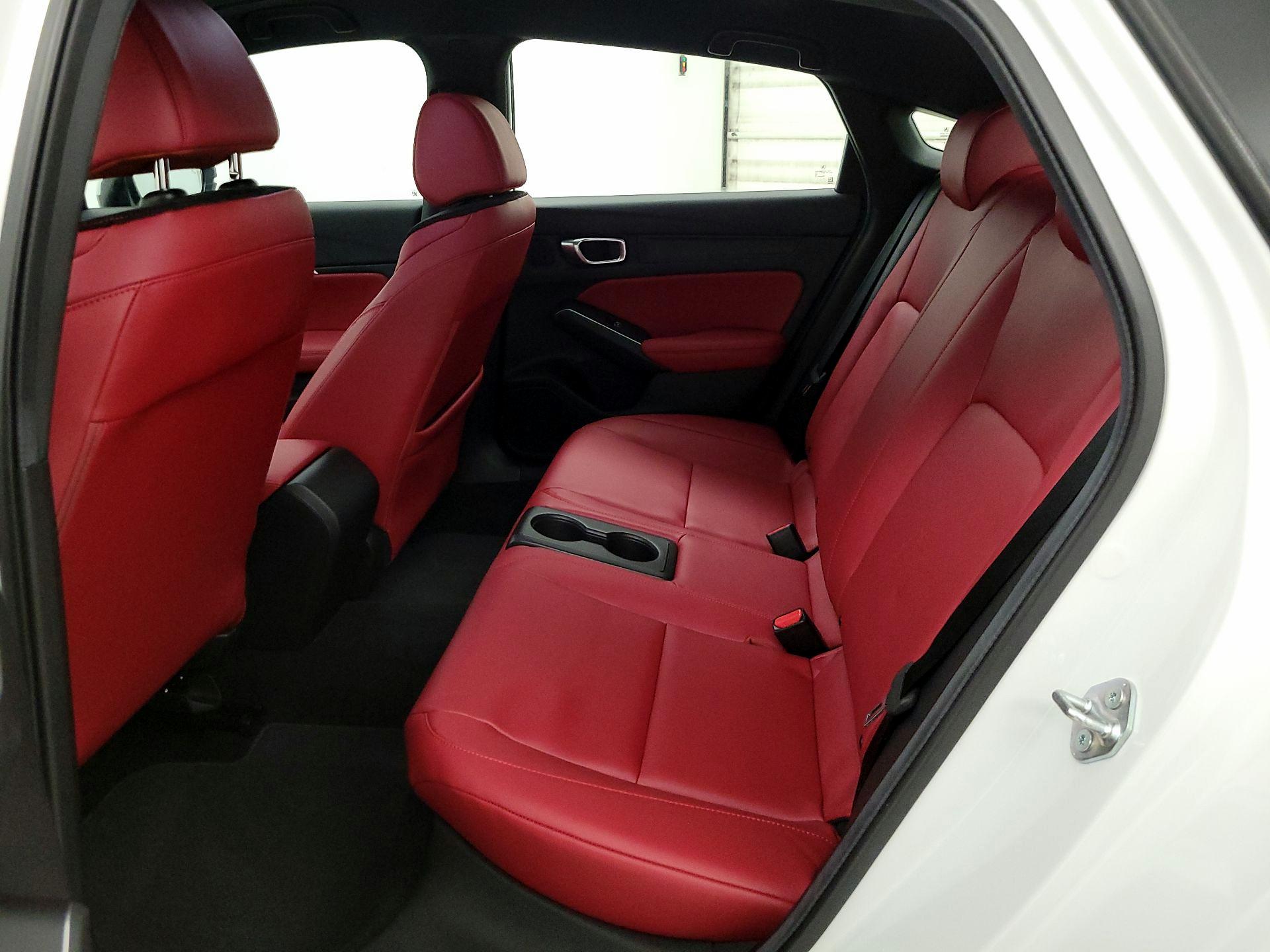 Thumbnail: 2025 Acura Integra - 18