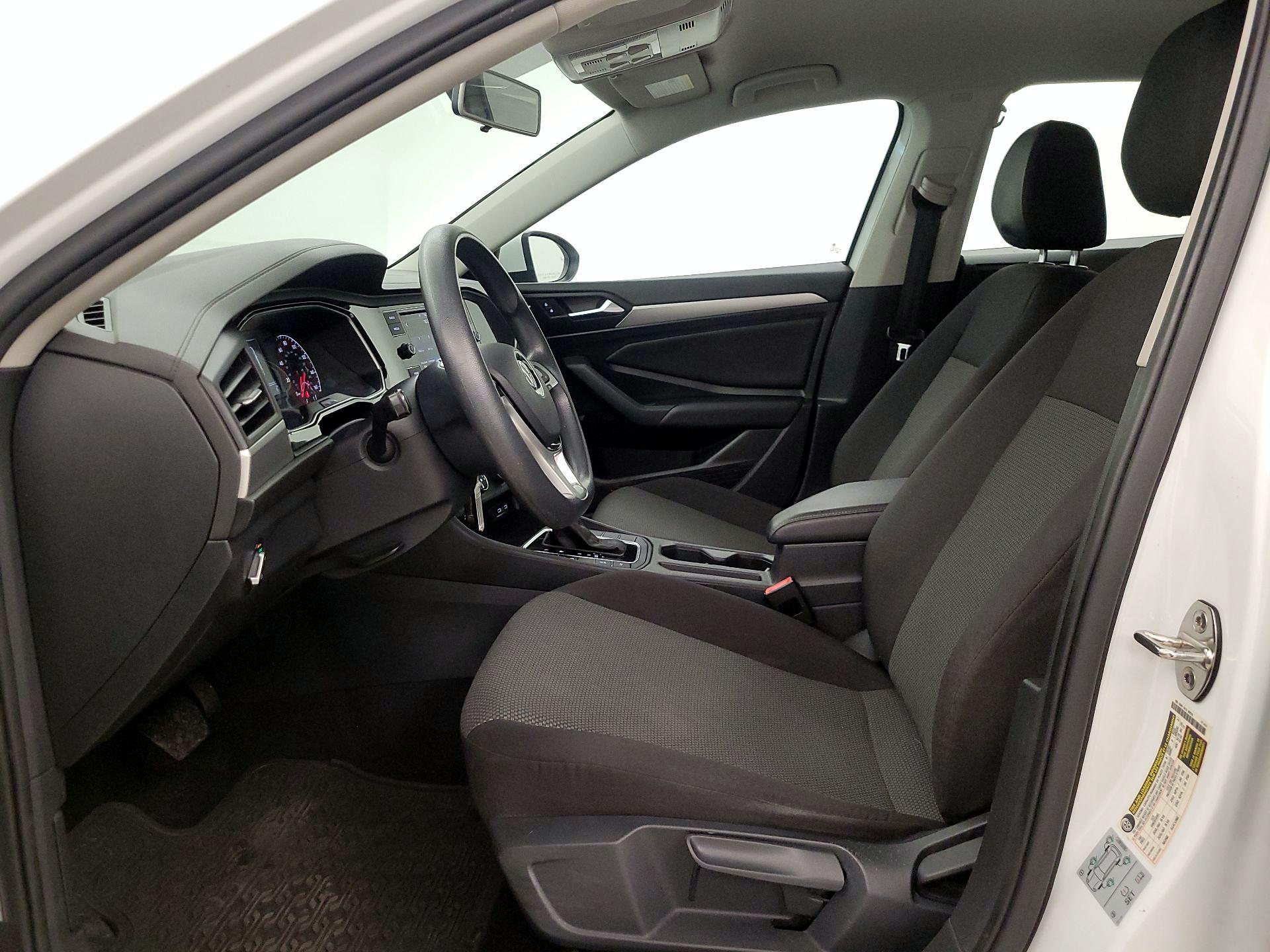 Thumbnail: 2021 Volkswagen Jetta - 11