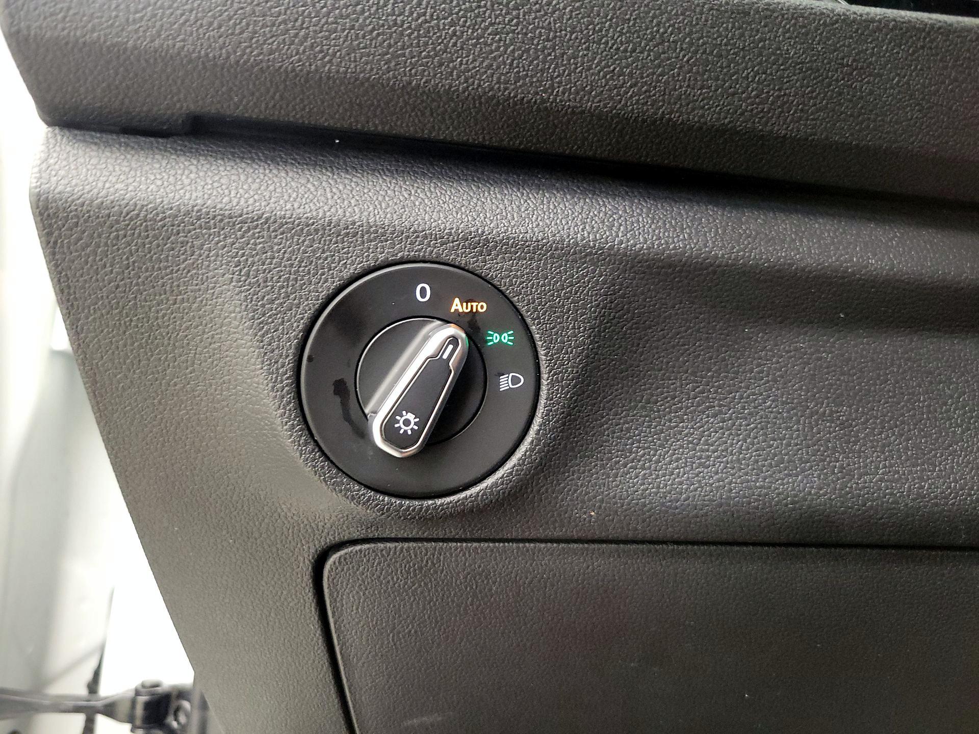 Thumbnail: 2021 Volkswagen Jetta - 13