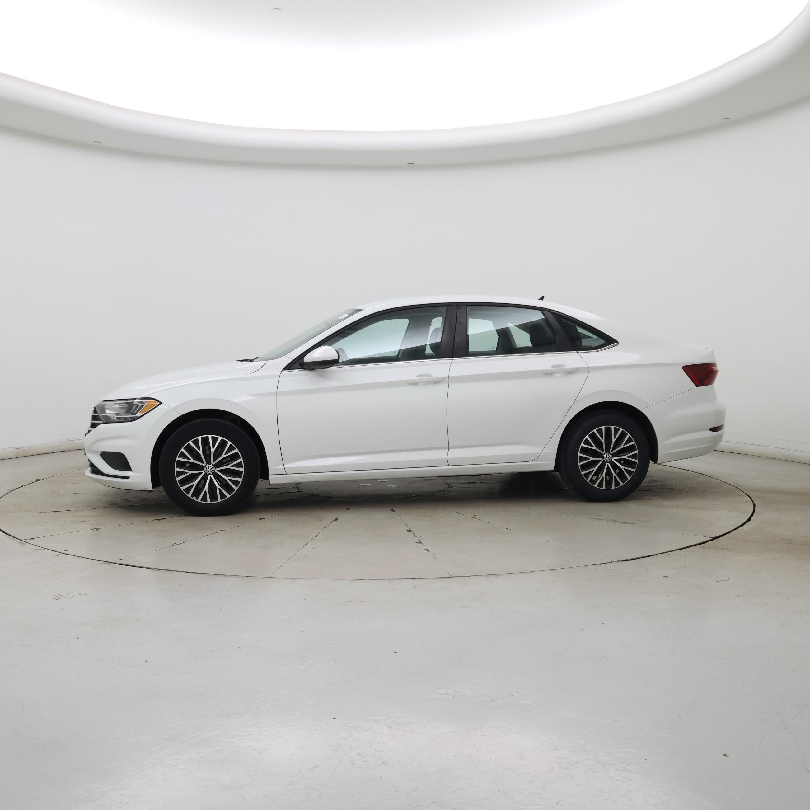 Thumbnail: 2021 Volkswagen Jetta - 3