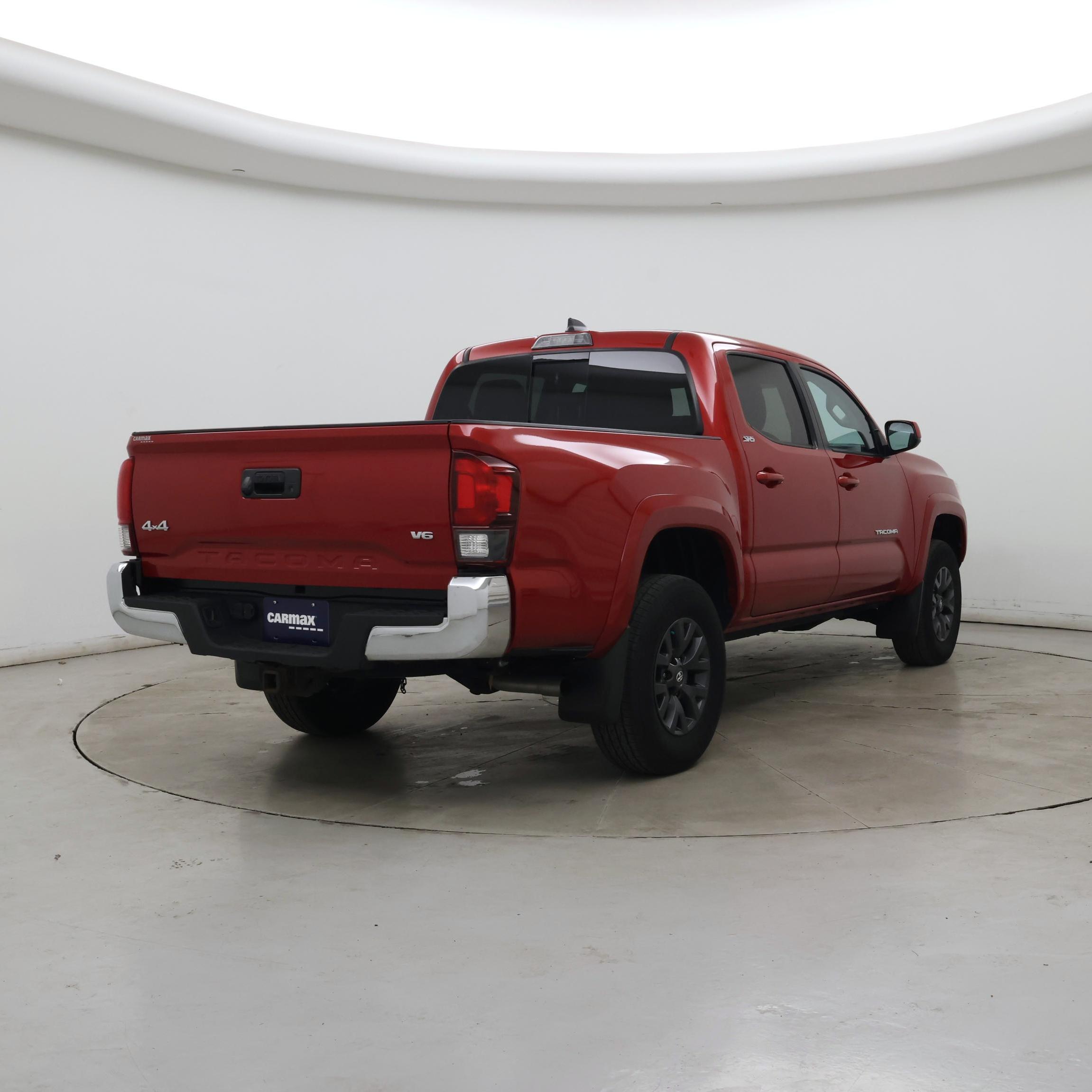 Thumbnail: 2022 Toyota Tacoma - 8