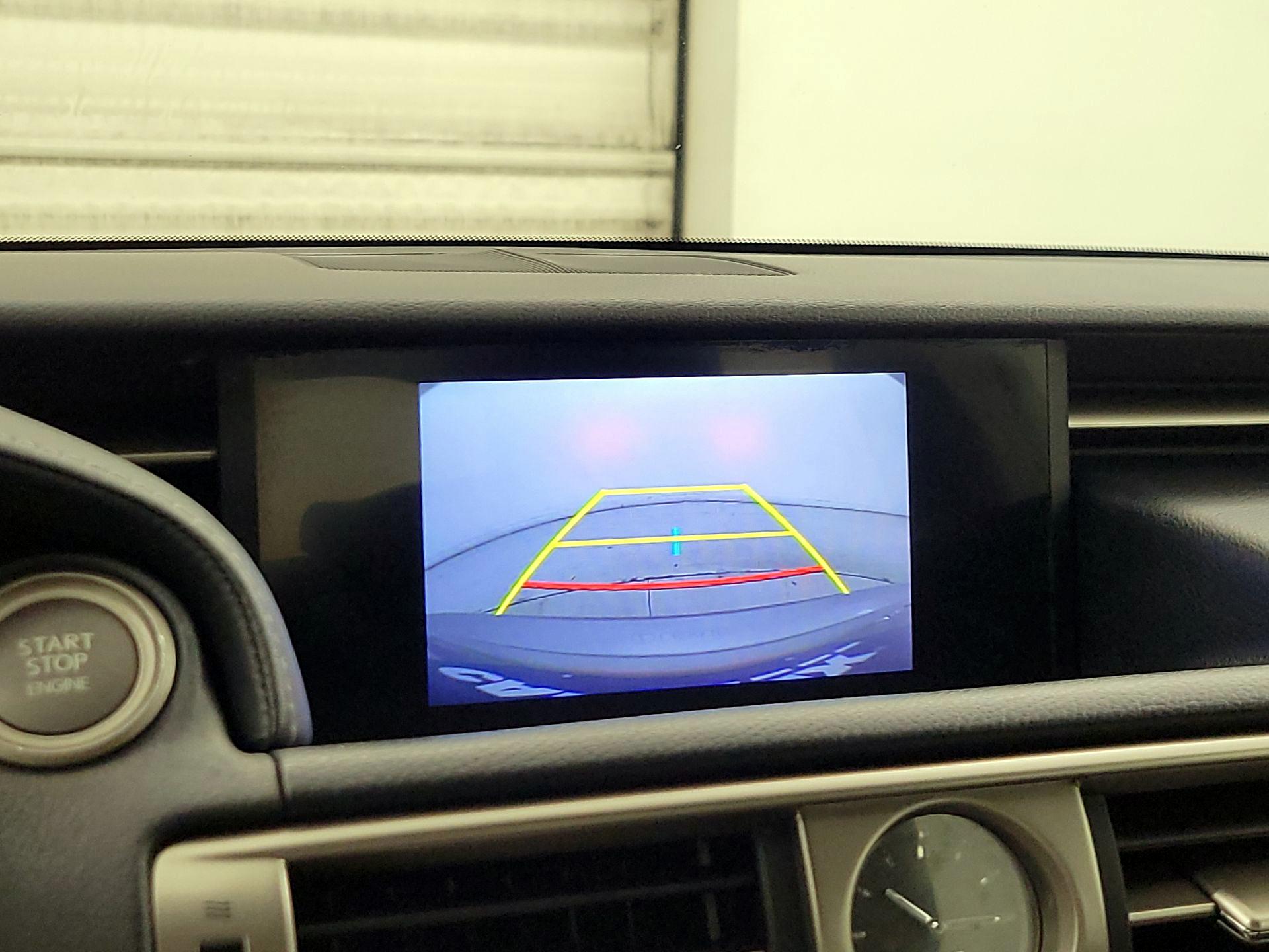 Thumbnail: 2015 Lexus IS - 15