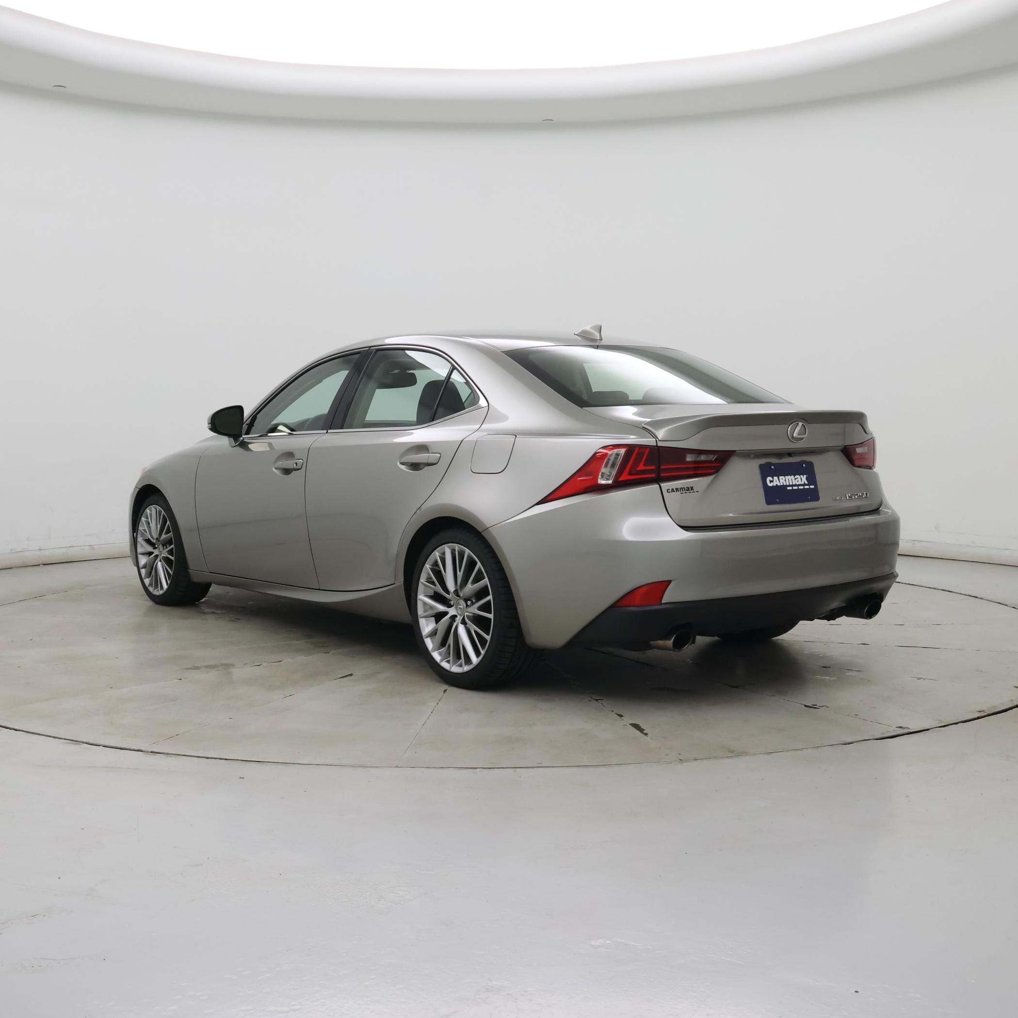 Thumbnail: 2015 Lexus IS - 2